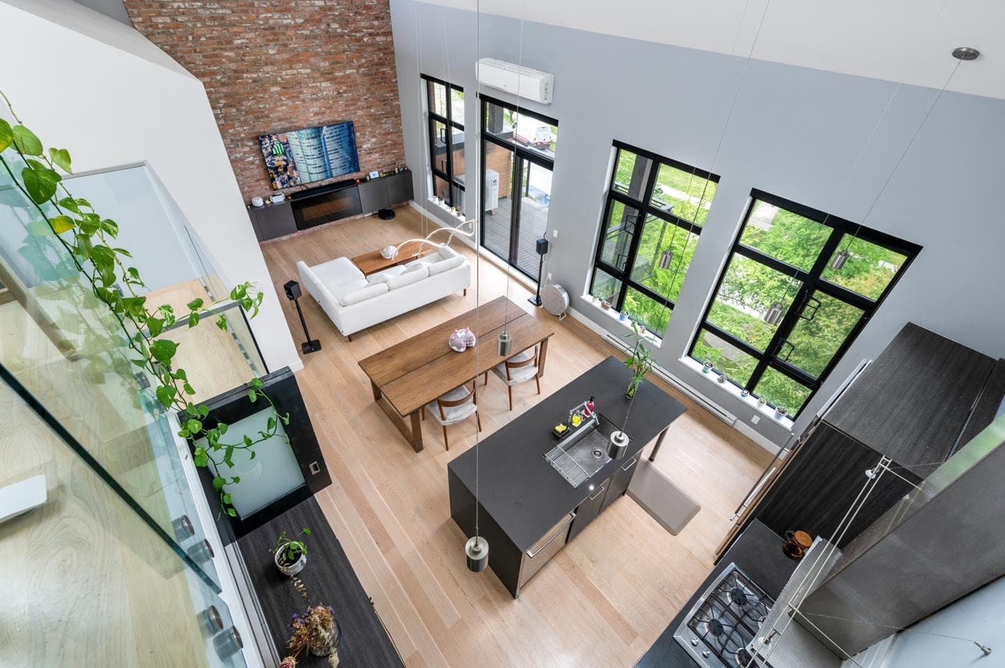 402 - 220 Salter Street, New Westminster, V3M 0H4 — photo 1