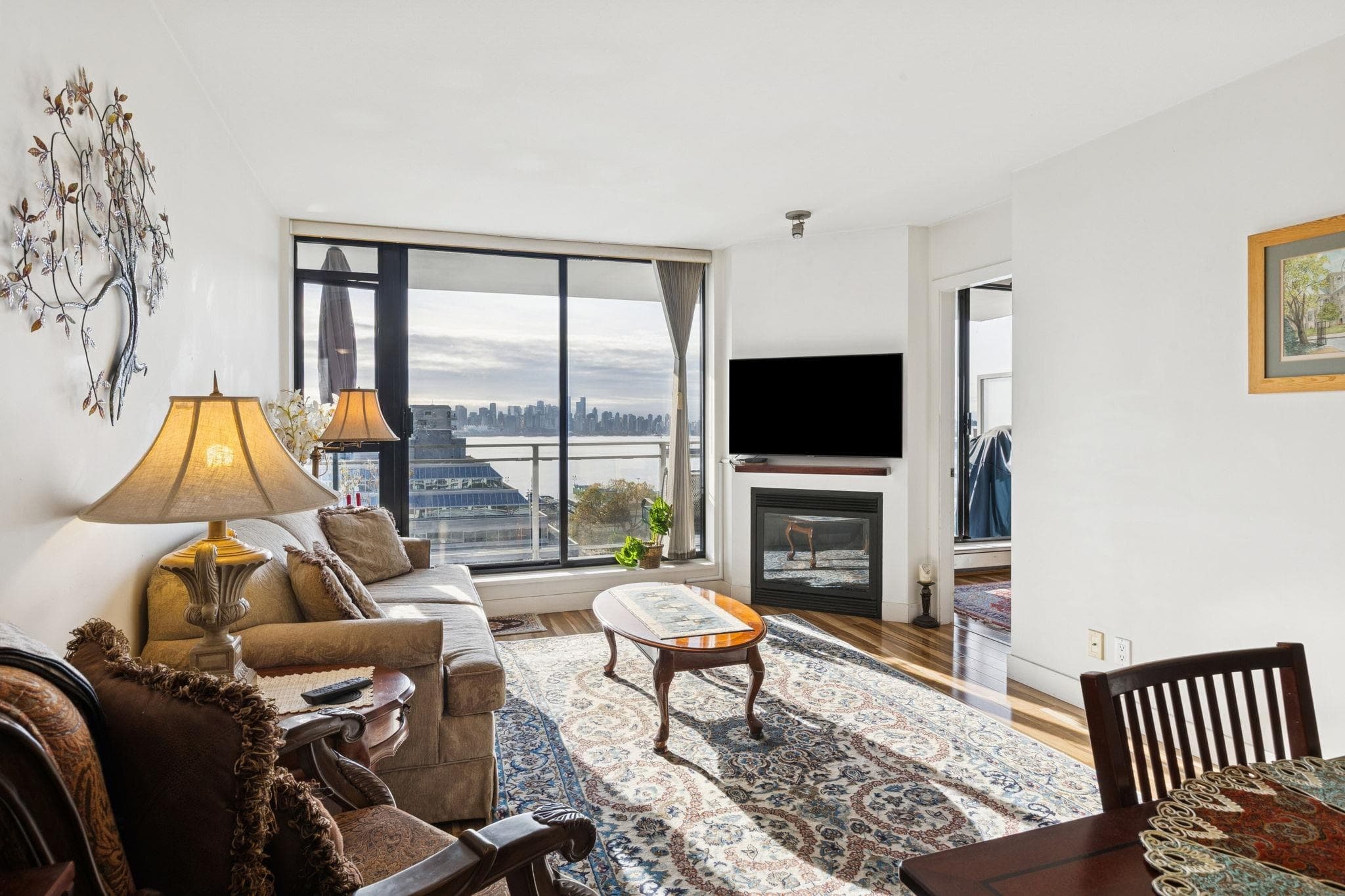 810 - 175 W 1st Street, North Vancouver, V7M 3N9 — photo 2