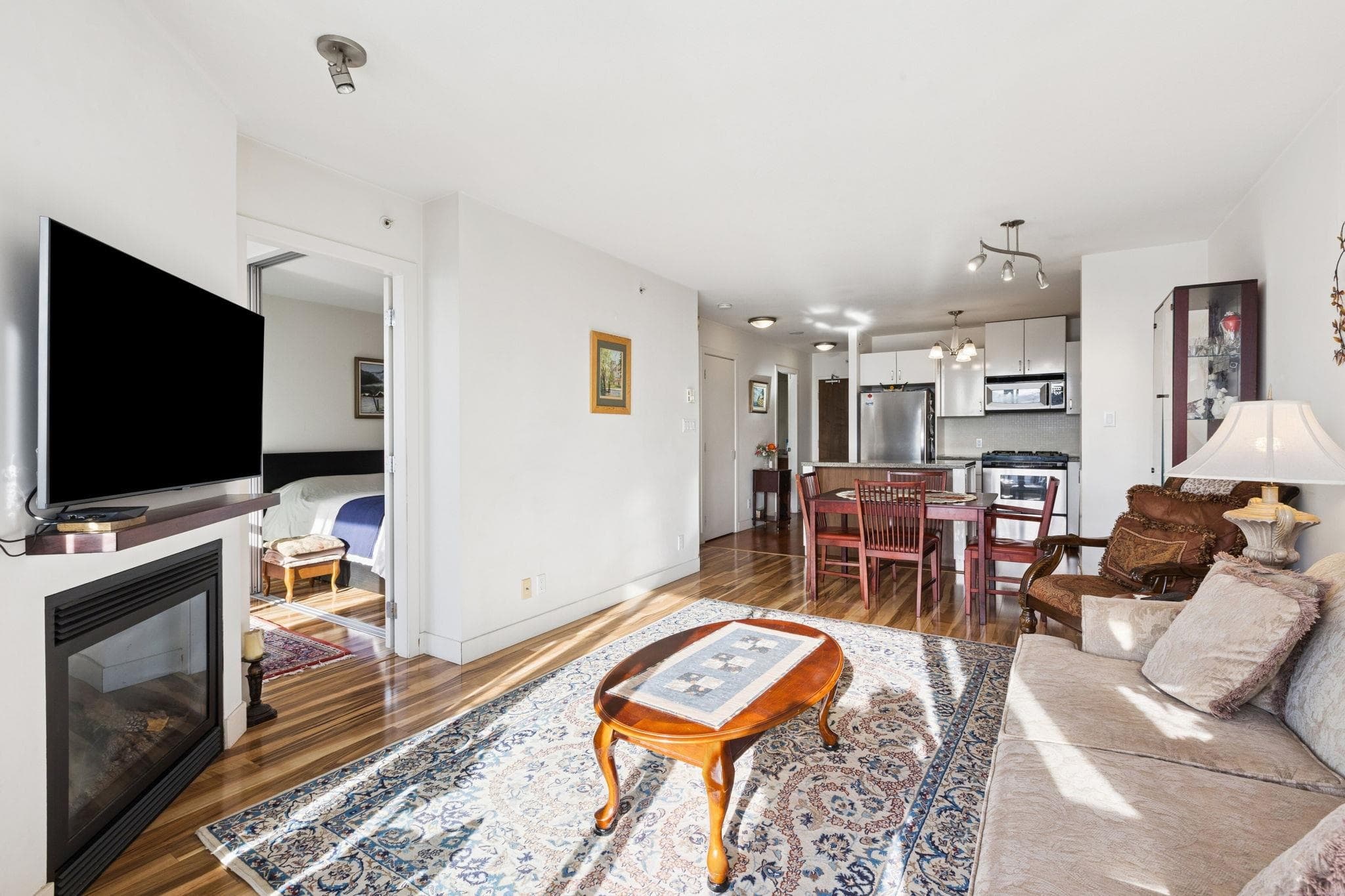810 - 175 W 1st Street, North Vancouver, V7M 3N9 — photo 5