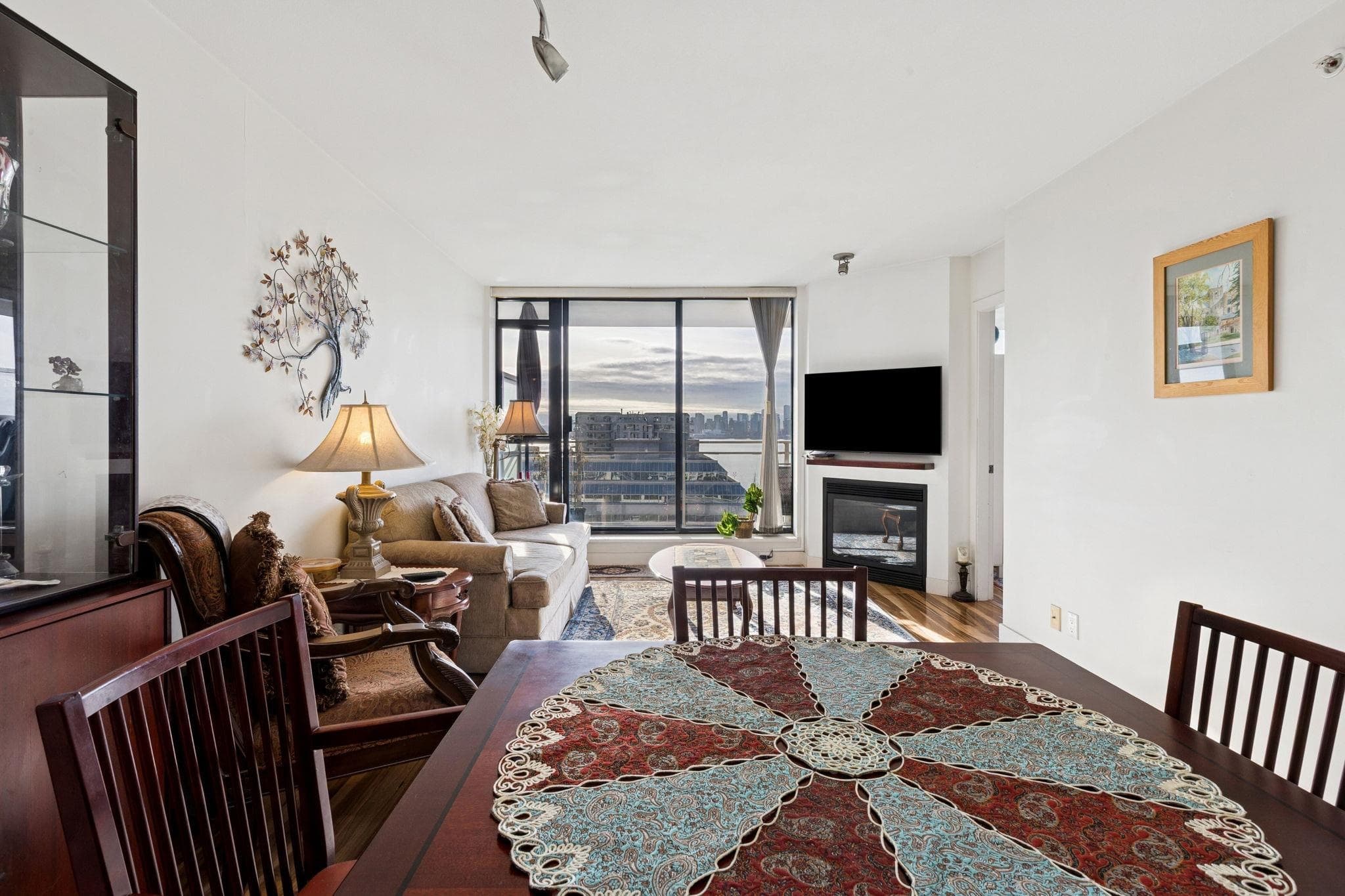 810 - 175 W 1st Street, North Vancouver, V7M 3N9 — photo 3