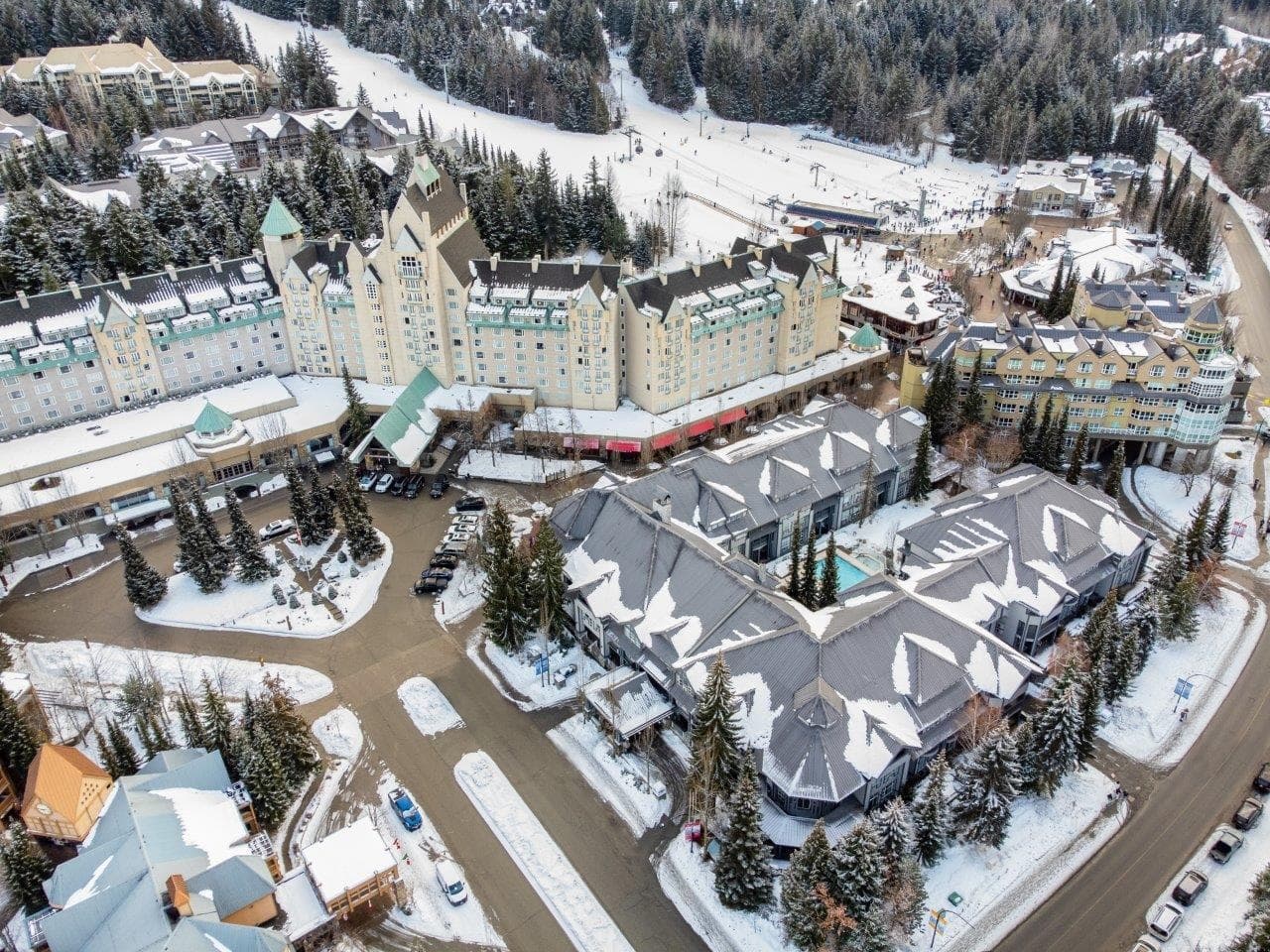 321 - 4573 Chateau Boulevard, Whistler