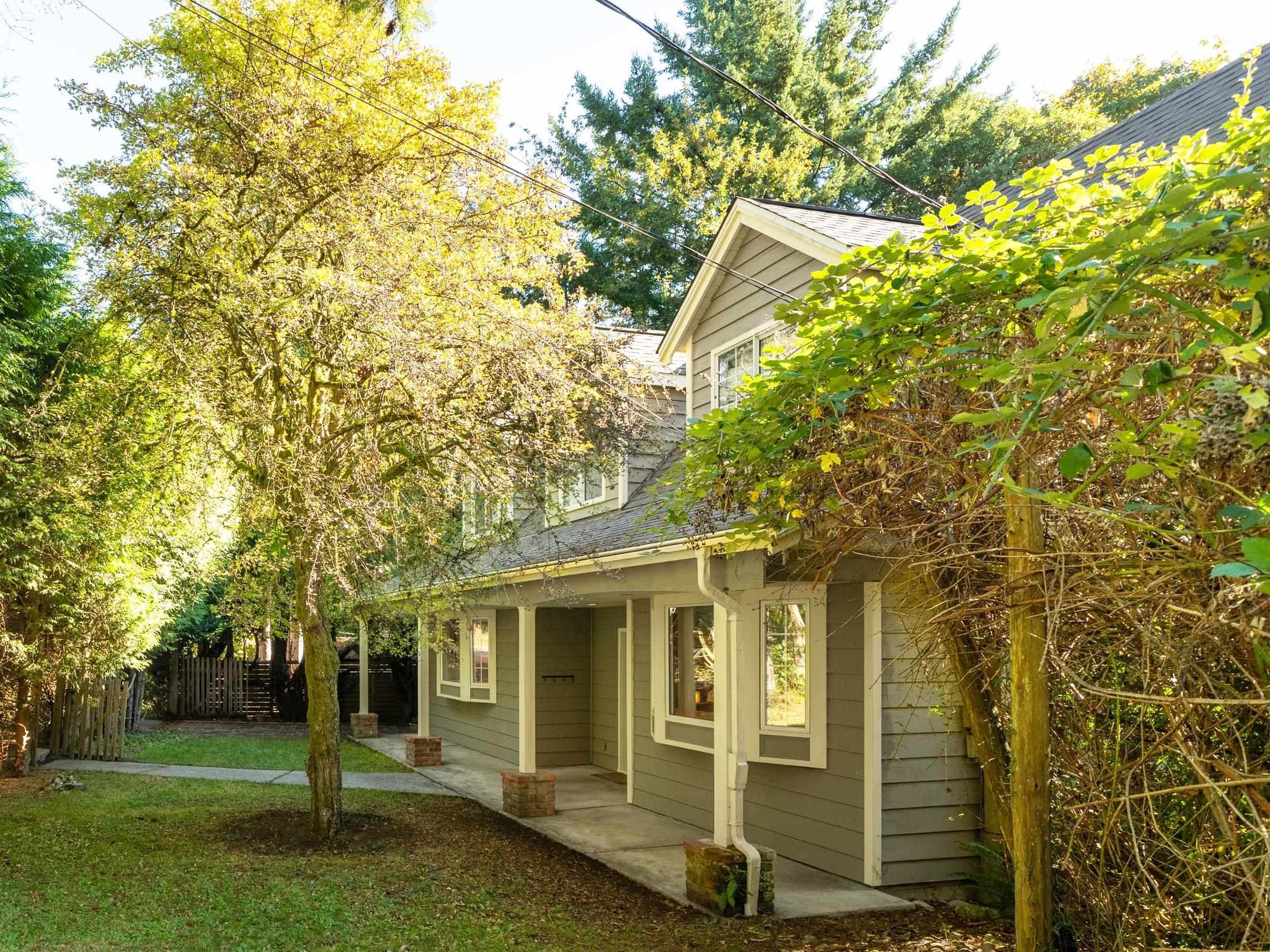 1245 Miller Road, Bowen Island, V0N 1G1 — photo 3