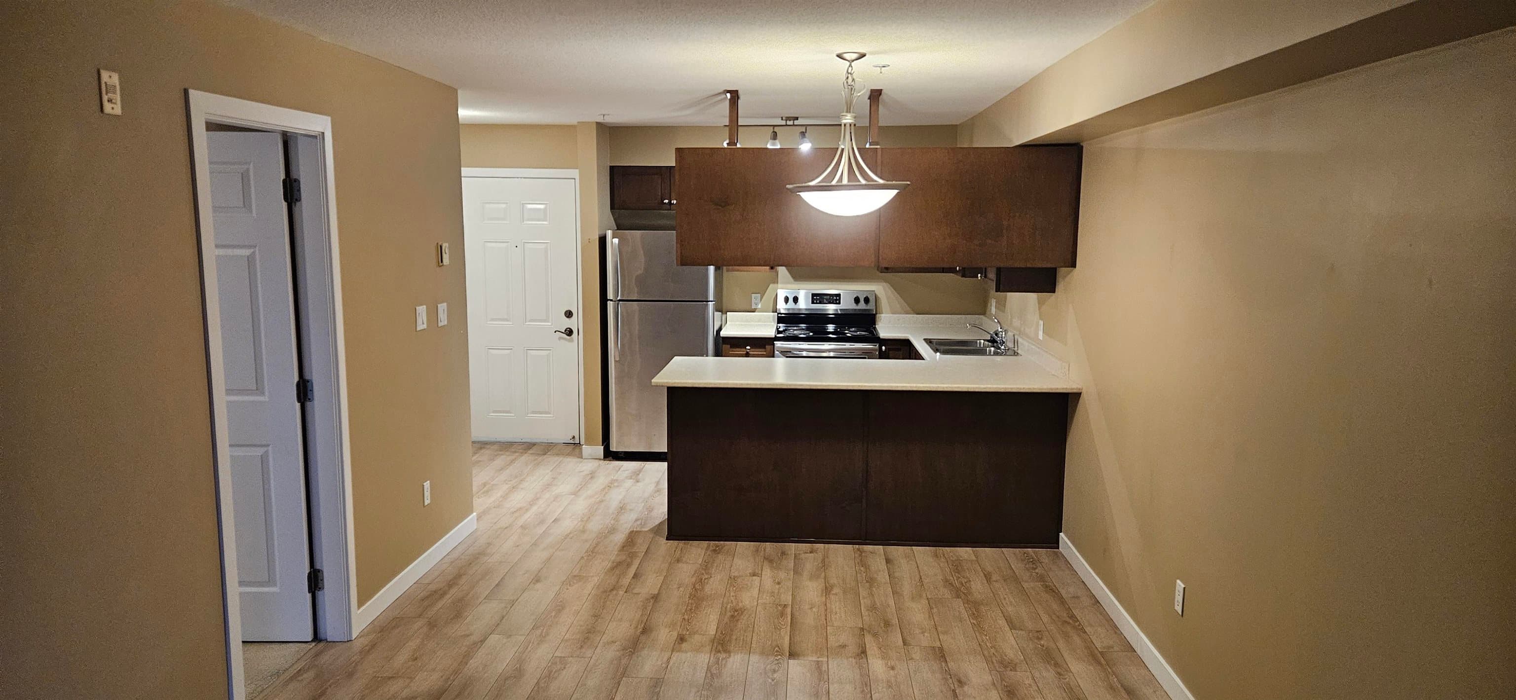 310 - 33960 Old Yale Road, Abbotsford, V2S 2J9 — photo 2