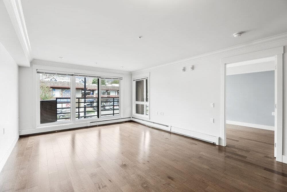 202 - 857 W 15th Street, North Vancouver, V7P 1M5 — photo 4
