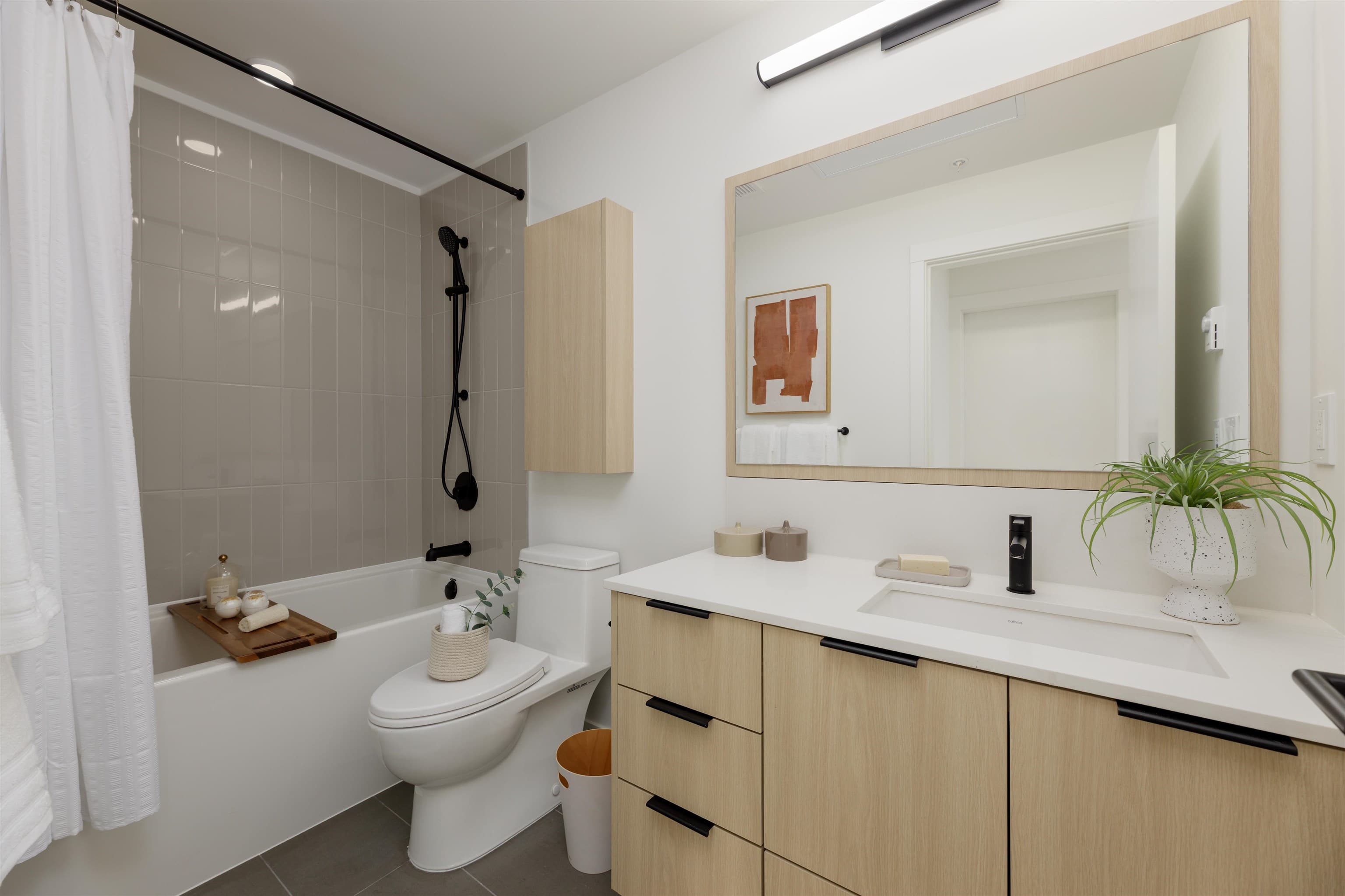 511 - 10466 138a Street, Surrey, V3T 0W3 — photo 4