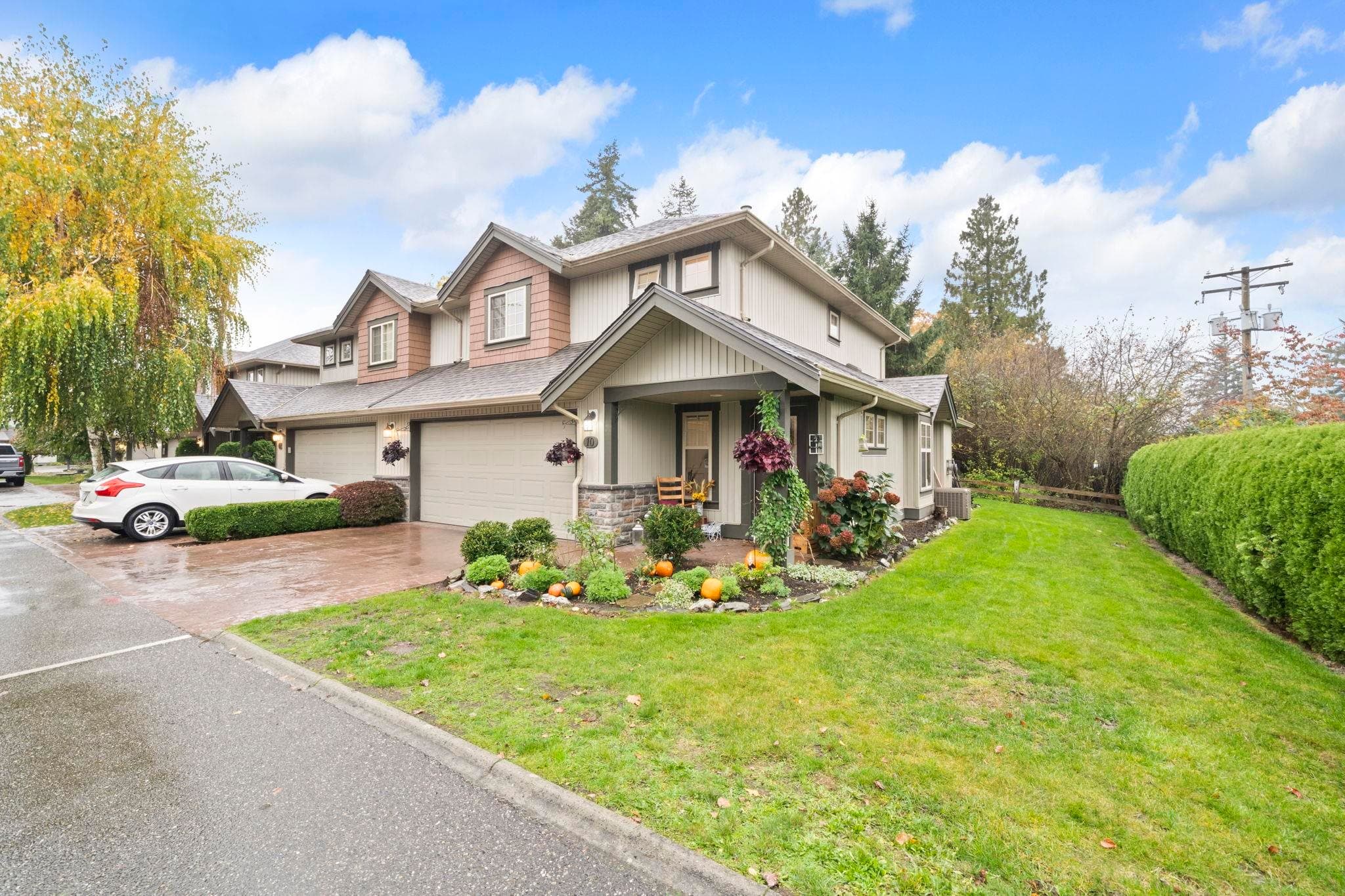 10 - 6887 Sheffield Way, Chilliwack, V2R 5V5 — photo 2