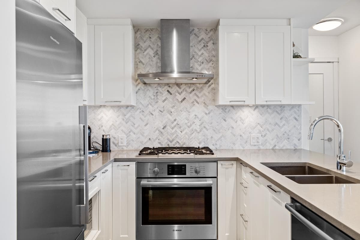 2101 - 520 Como Lake Avenue, Coquitlam