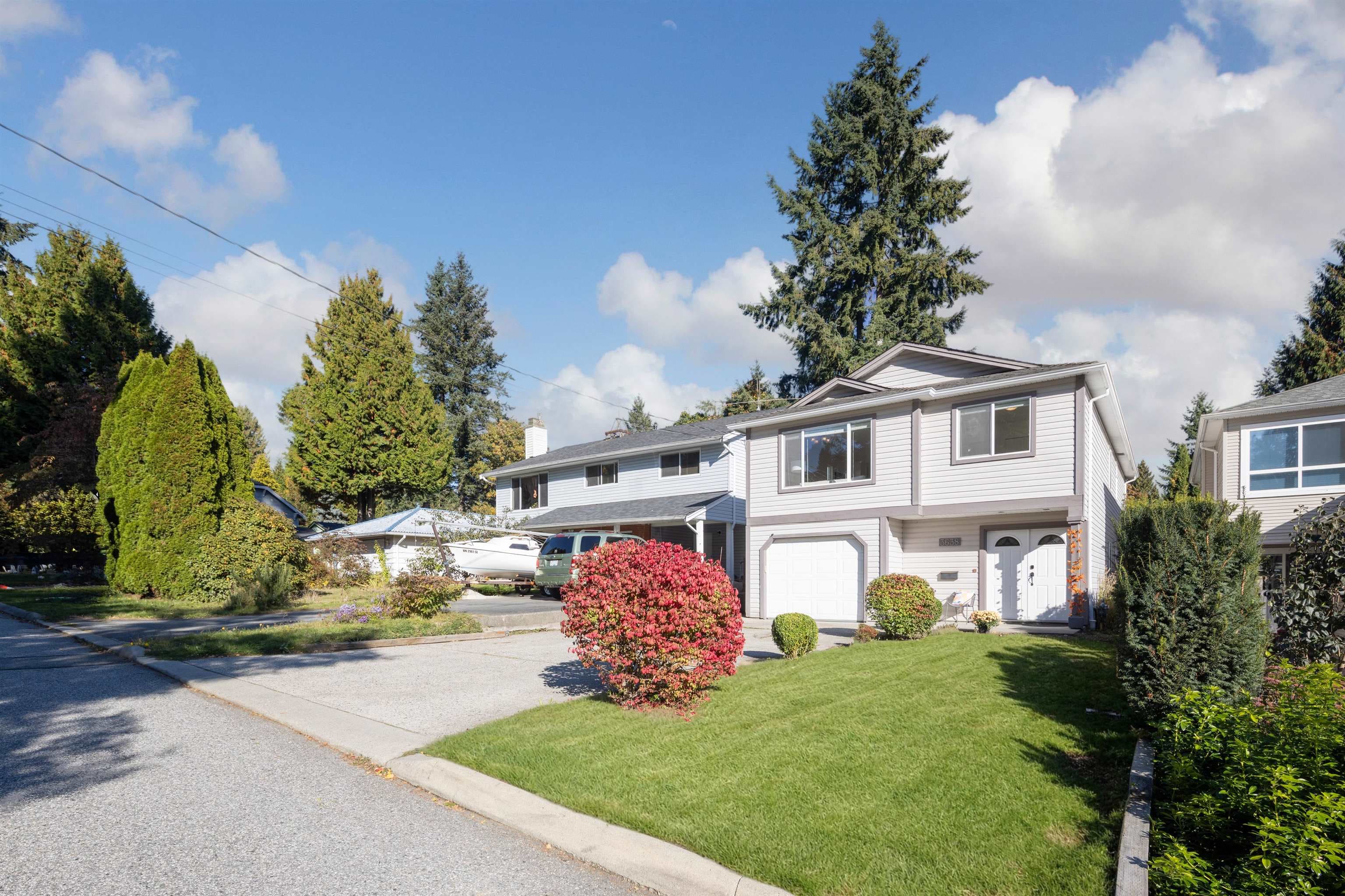 3638 Maginnis Avenue, North Vancouver, V7K 2L6 — photo 2