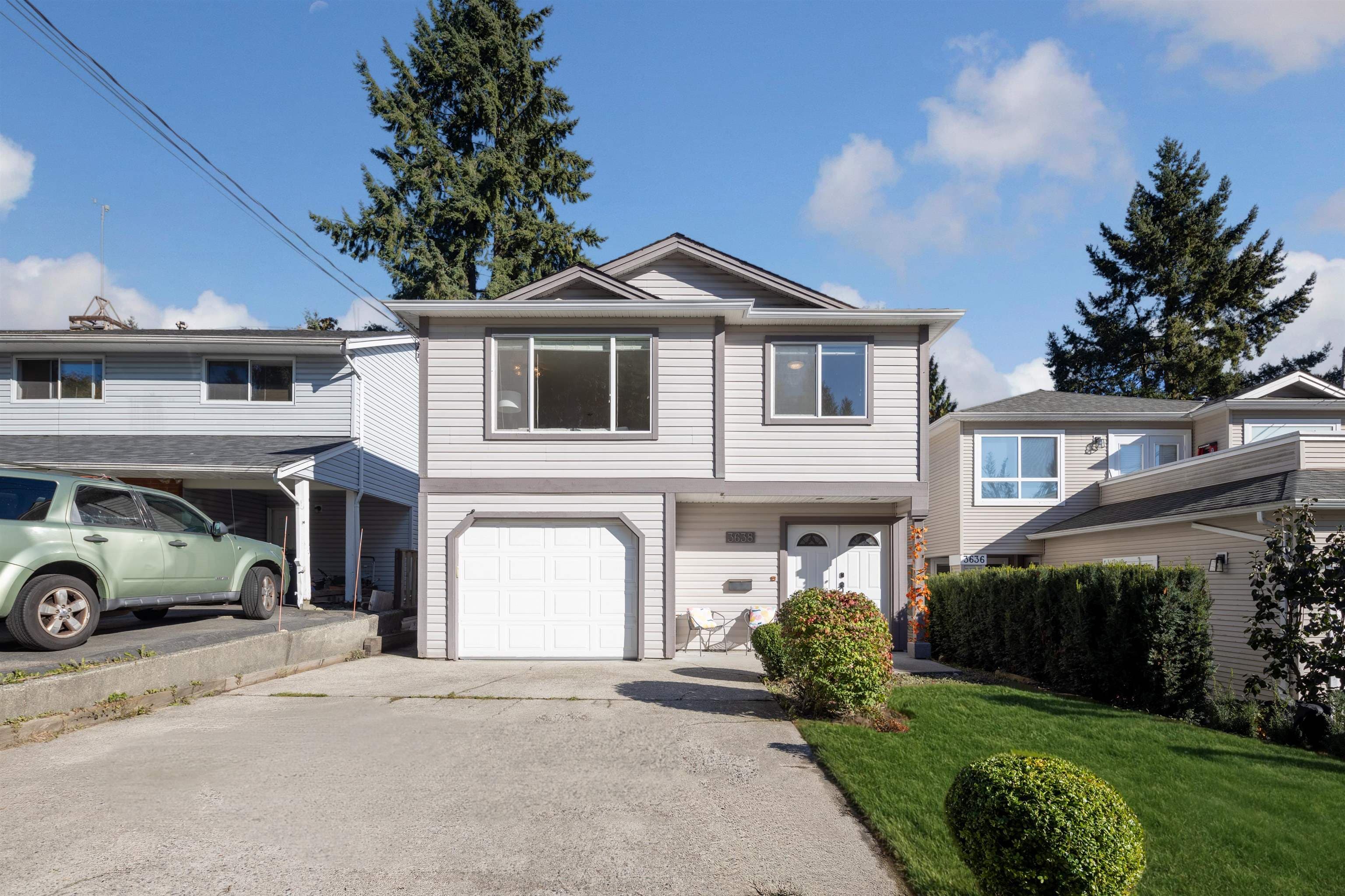 3638 Maginnis Avenue, North Vancouver, V7K 2L6 — photo 1