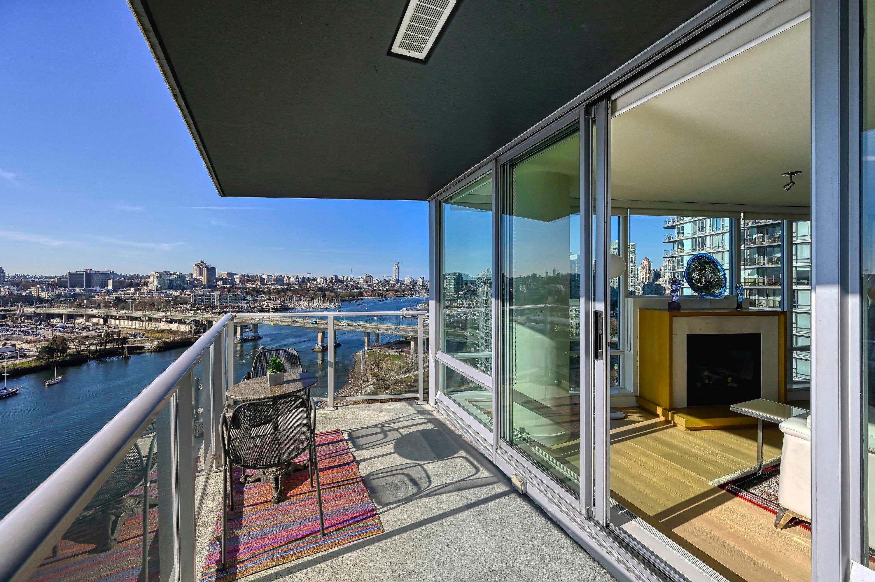 1902 - 8 Smithe Mews, Vancouver, V6B 0A5 — photo 4