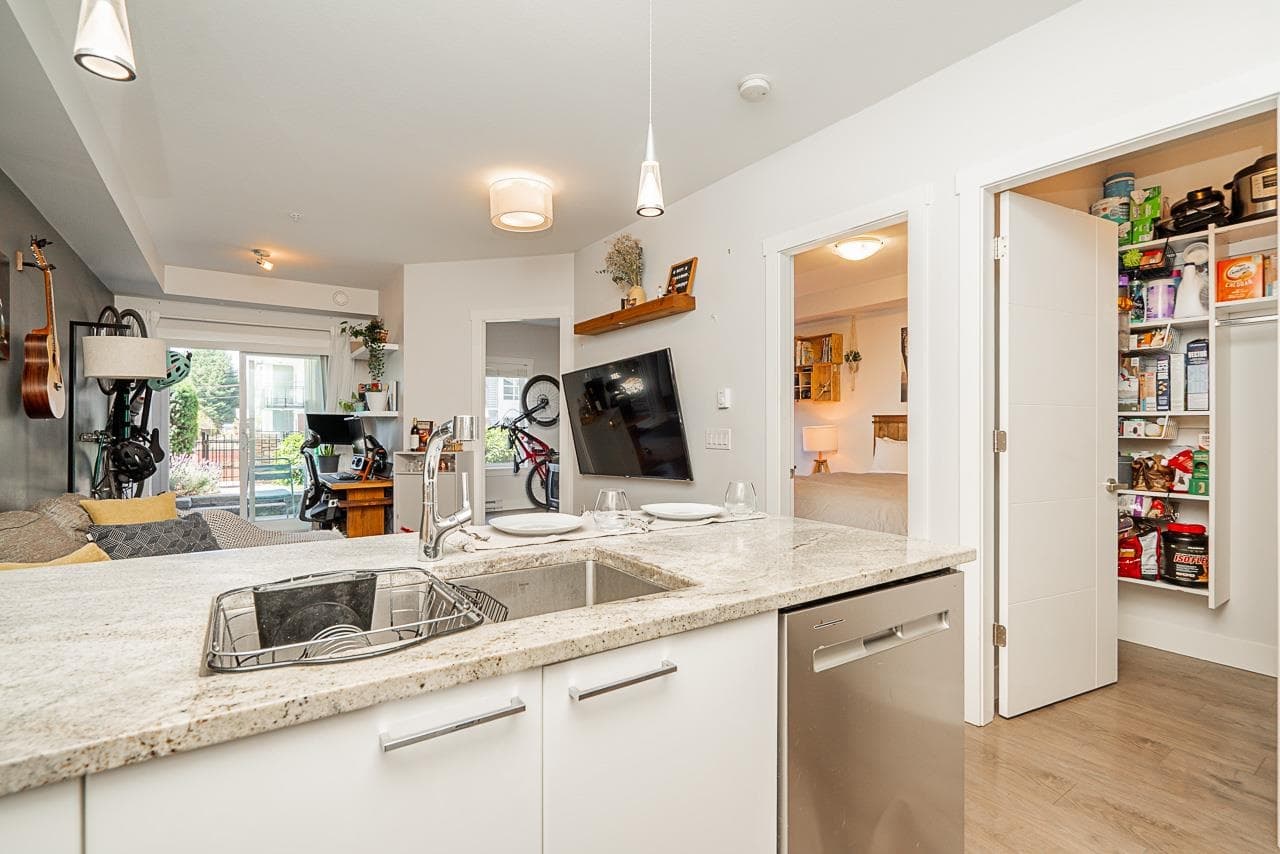 107 - 20175 53 Avenue, Langley, V3A 0J8 — photo 5
