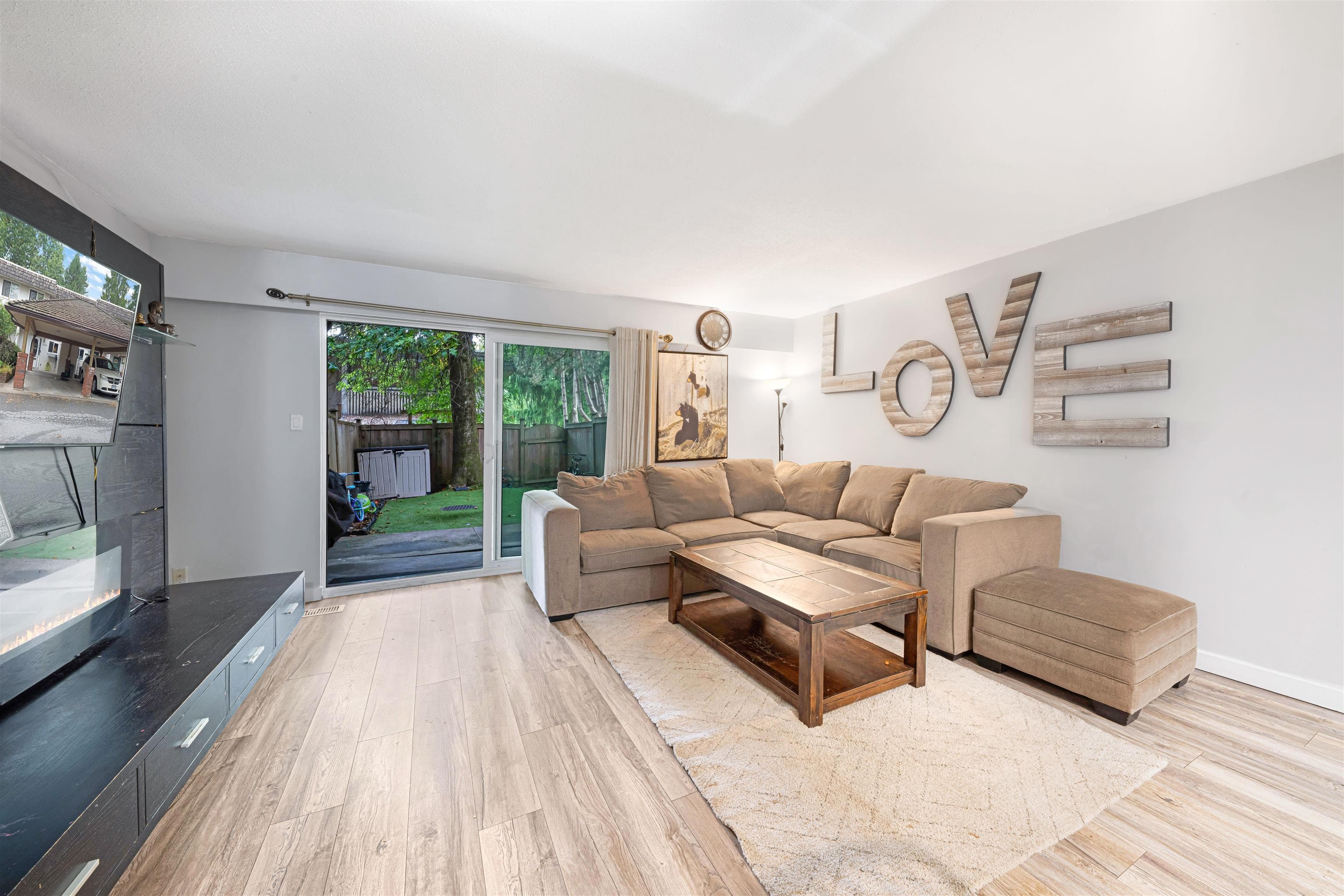 11699 Fulton Street, Maple Ridge