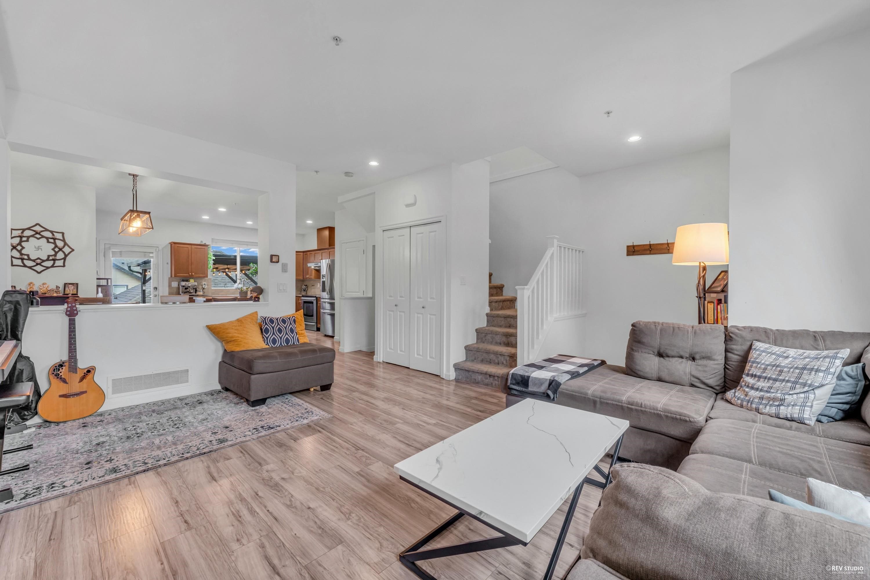 6956 208 Street, Langley, V2Y 0G1 — photo 5