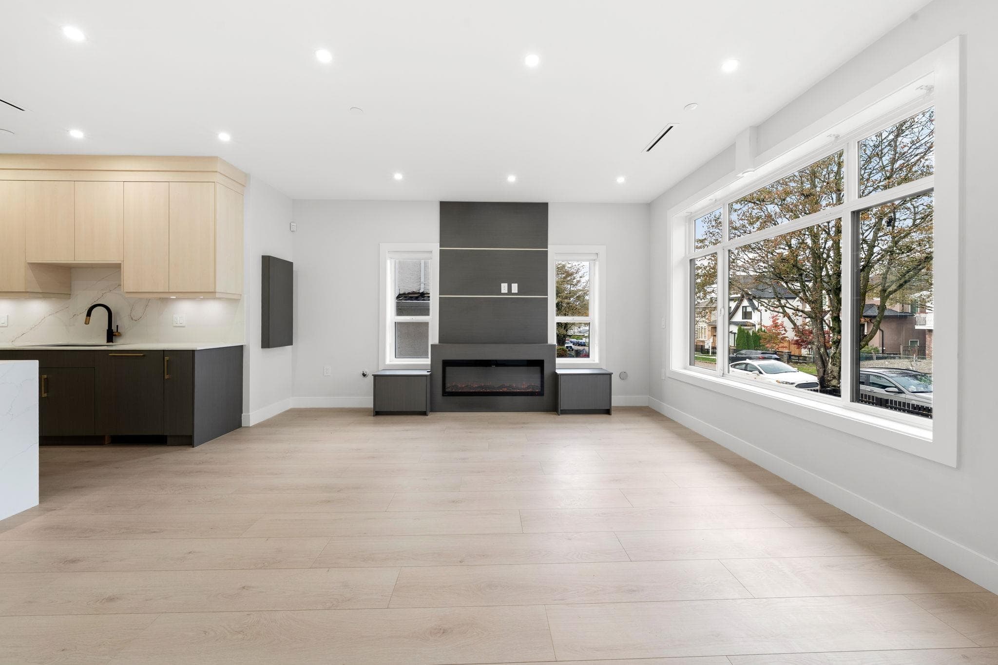 1 - 3274 E 44th Avenue, Vancouver, V5R 3B1 — photo 3