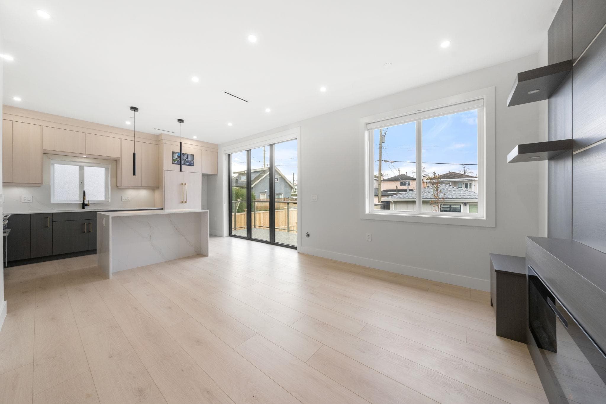 2 - 3274 E 44th Avenue, Vancouver, V5R 3B1 — photo 4