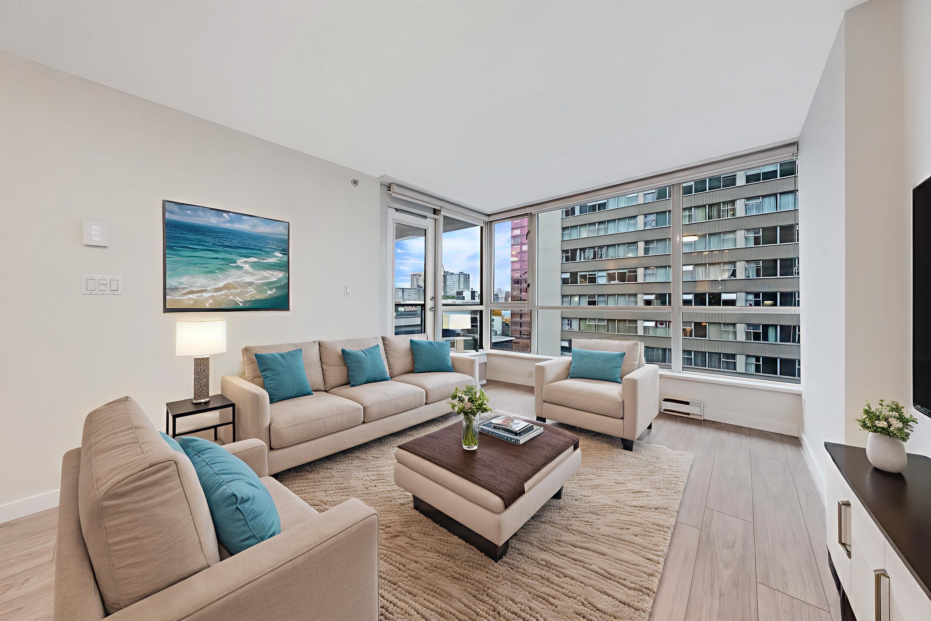 805 - 1420 W Georgia Street, Vancouver, V6G 3K4 — photo 1