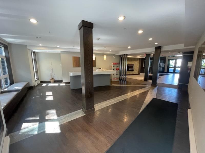 301 - 5788 Sidley Street, Burnaby, V5J 0E4 — photo 4