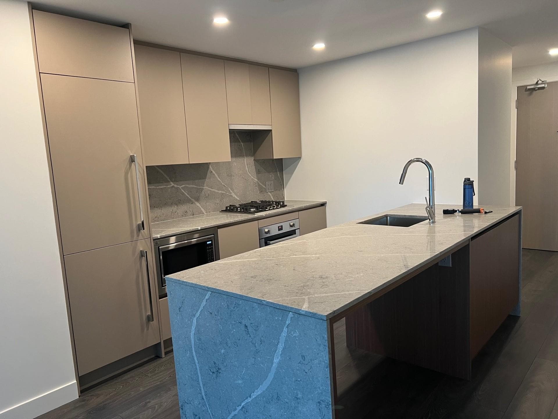 507 - 5593 No. 3 Road, Richmond, V6X 0X6 — photo 2