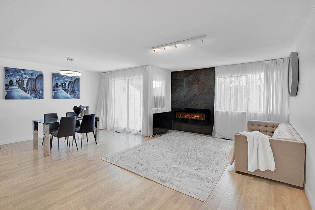 208 - 1220 Falcon Drive, Coquitlam, V3E 2E5 — photo 2