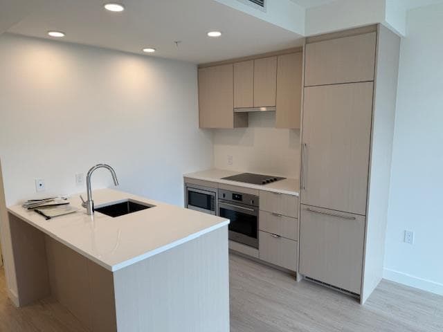 703 - 13675 107a Avenue, Surrey