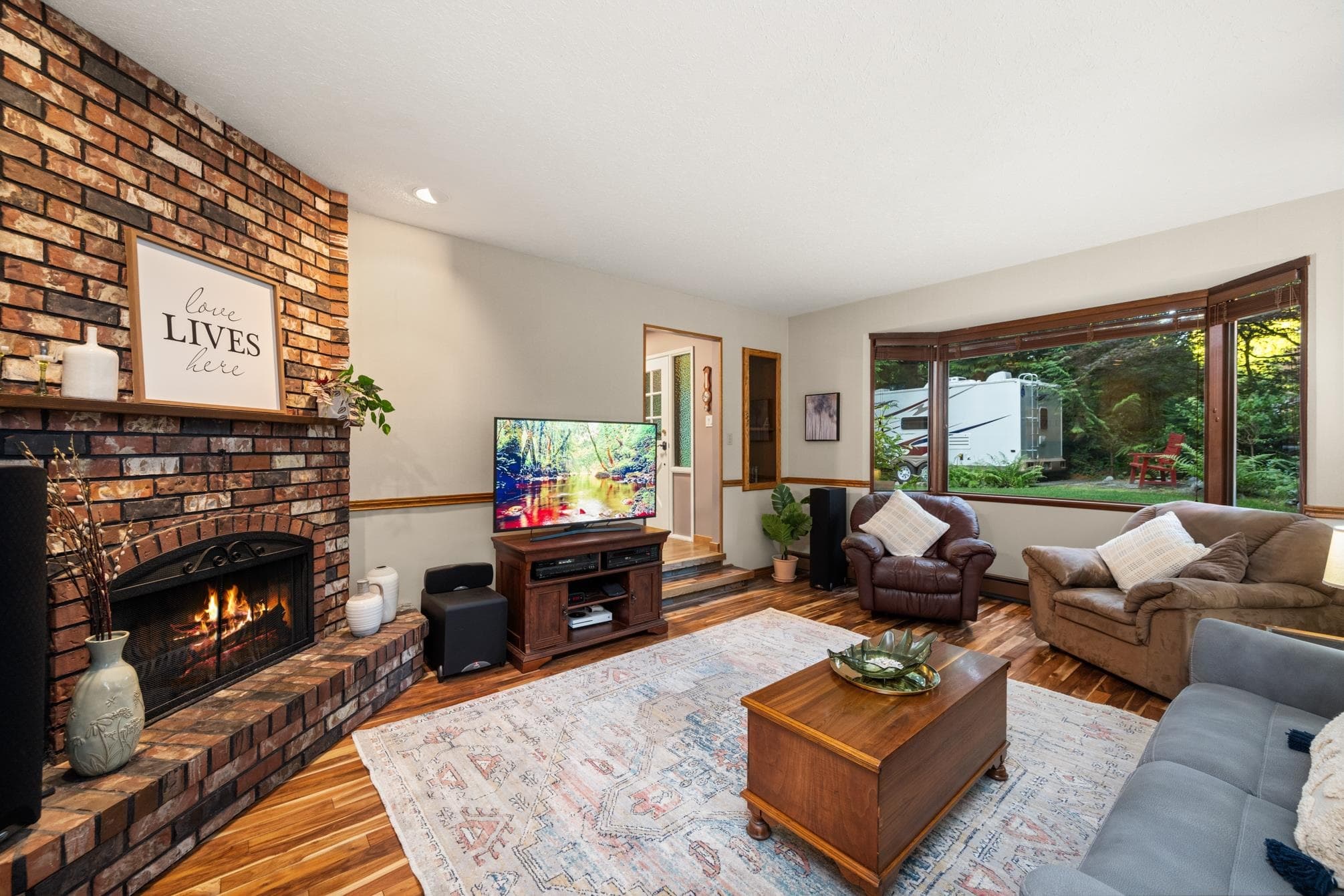 4961 202a Street, Langley, V3A 1T6 — photo 4