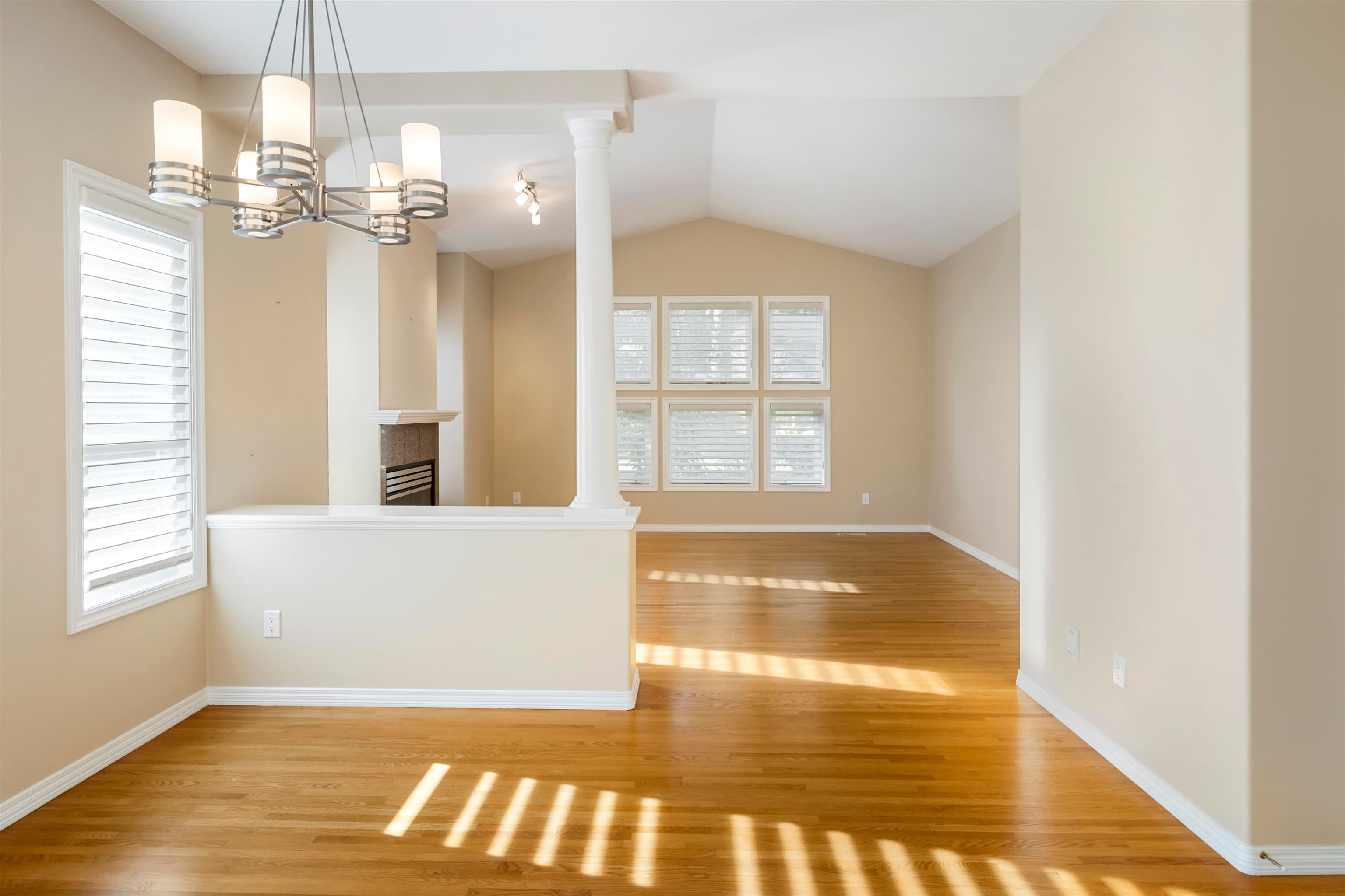 1 - 13911 16 Avenue, Surrey, V4A 1P8 — photo 3