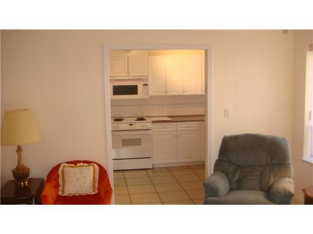 #105 - 1131 55 Street, Delta, V4M 3J9 — photo 4