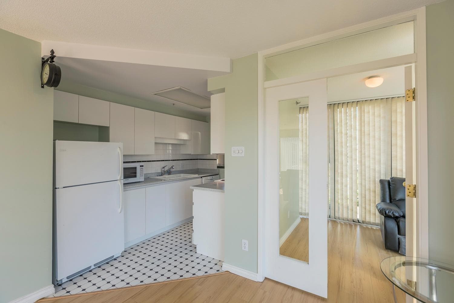 905 - 1155 Homer Street, Vancouver, V6B 5T5 — photo 4