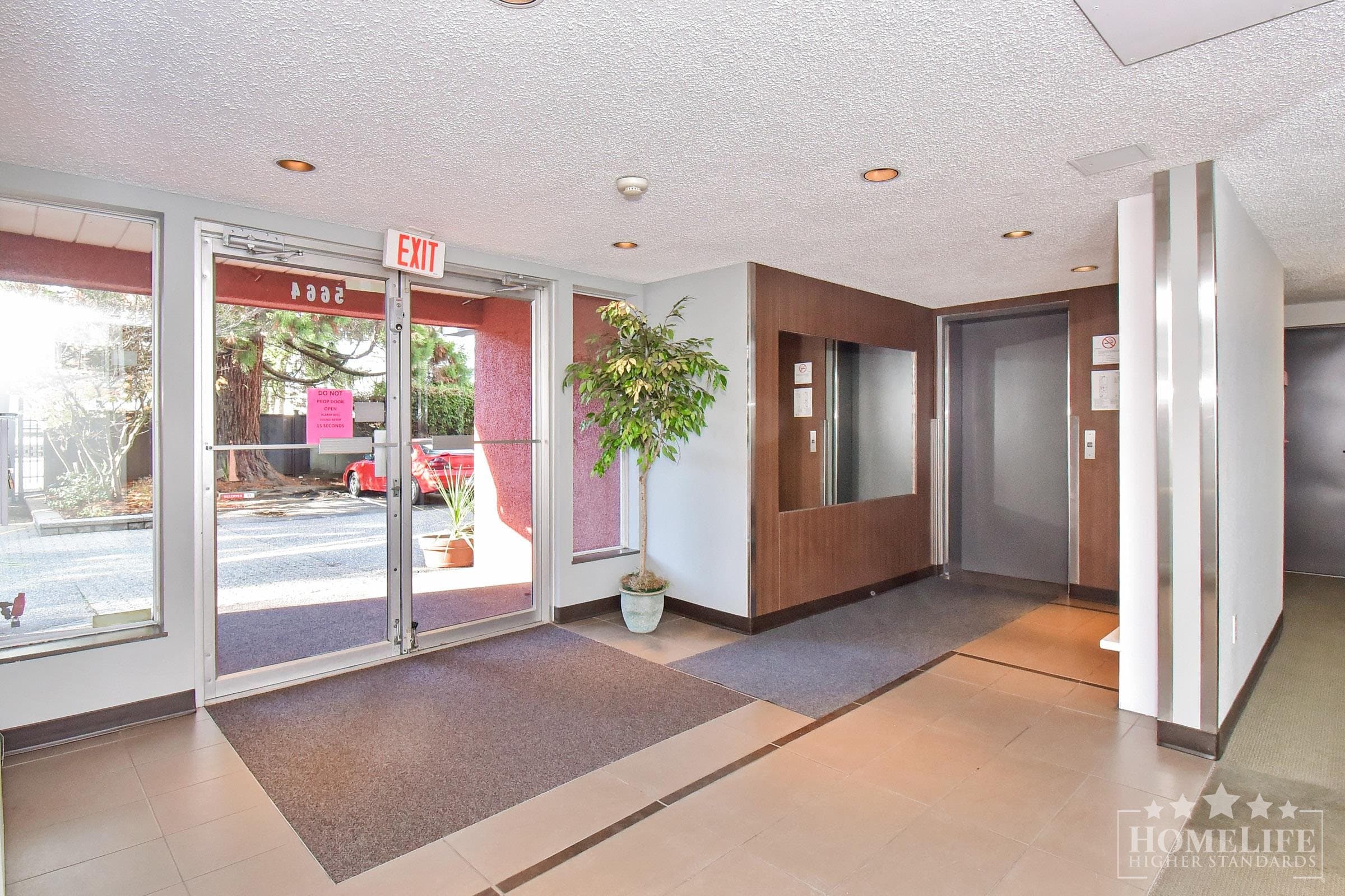 205 - 5664 200 Street, Langley, V3A 1M8 — photo 2