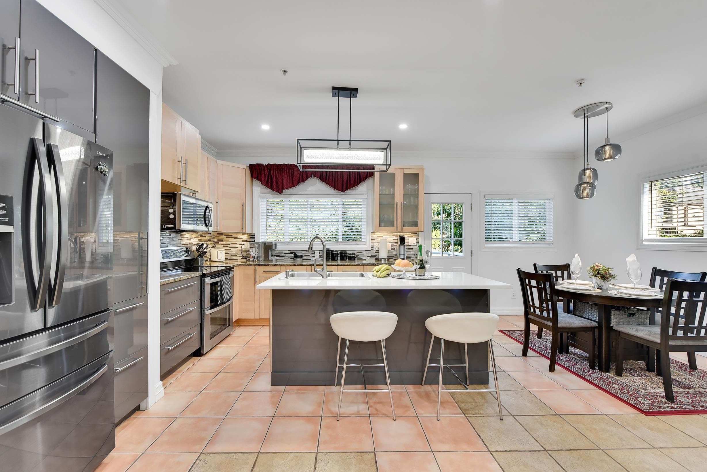 1991 Shaughnessy Street, Port Coquitlam, V3C 3C2 — photo 5