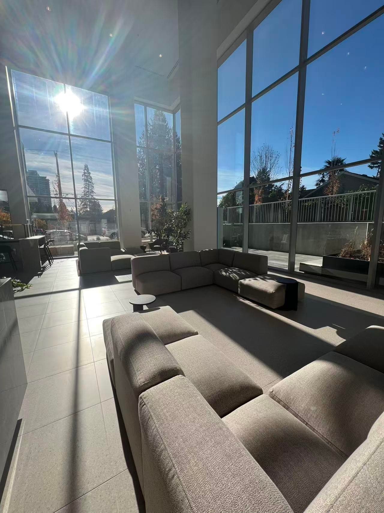 13573 98a Avenue, Surrey, V3T 4A4 — photo 3
