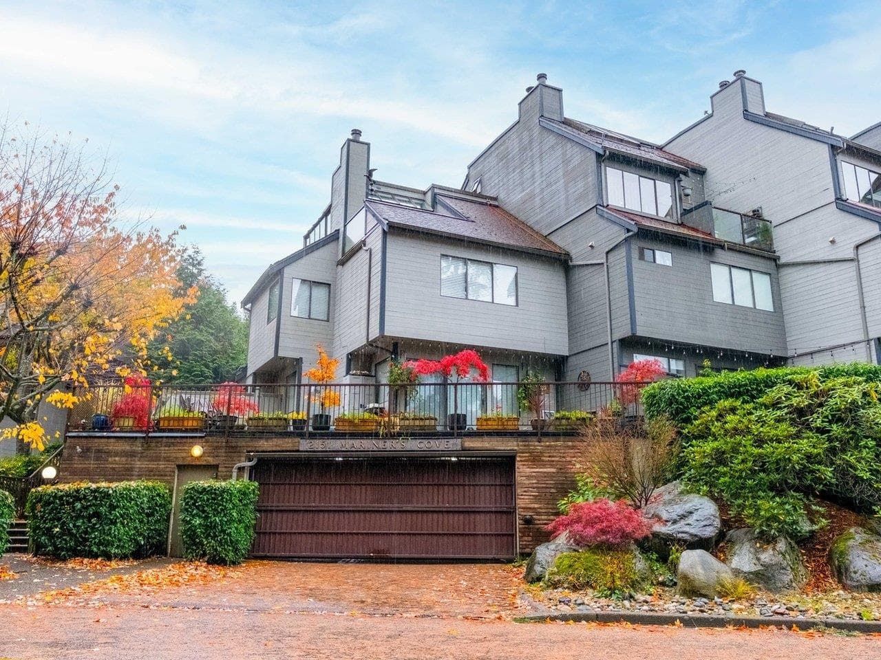 9 - 2151 Banbury Road, North Vancouver, V7G 1W7 — photo 1