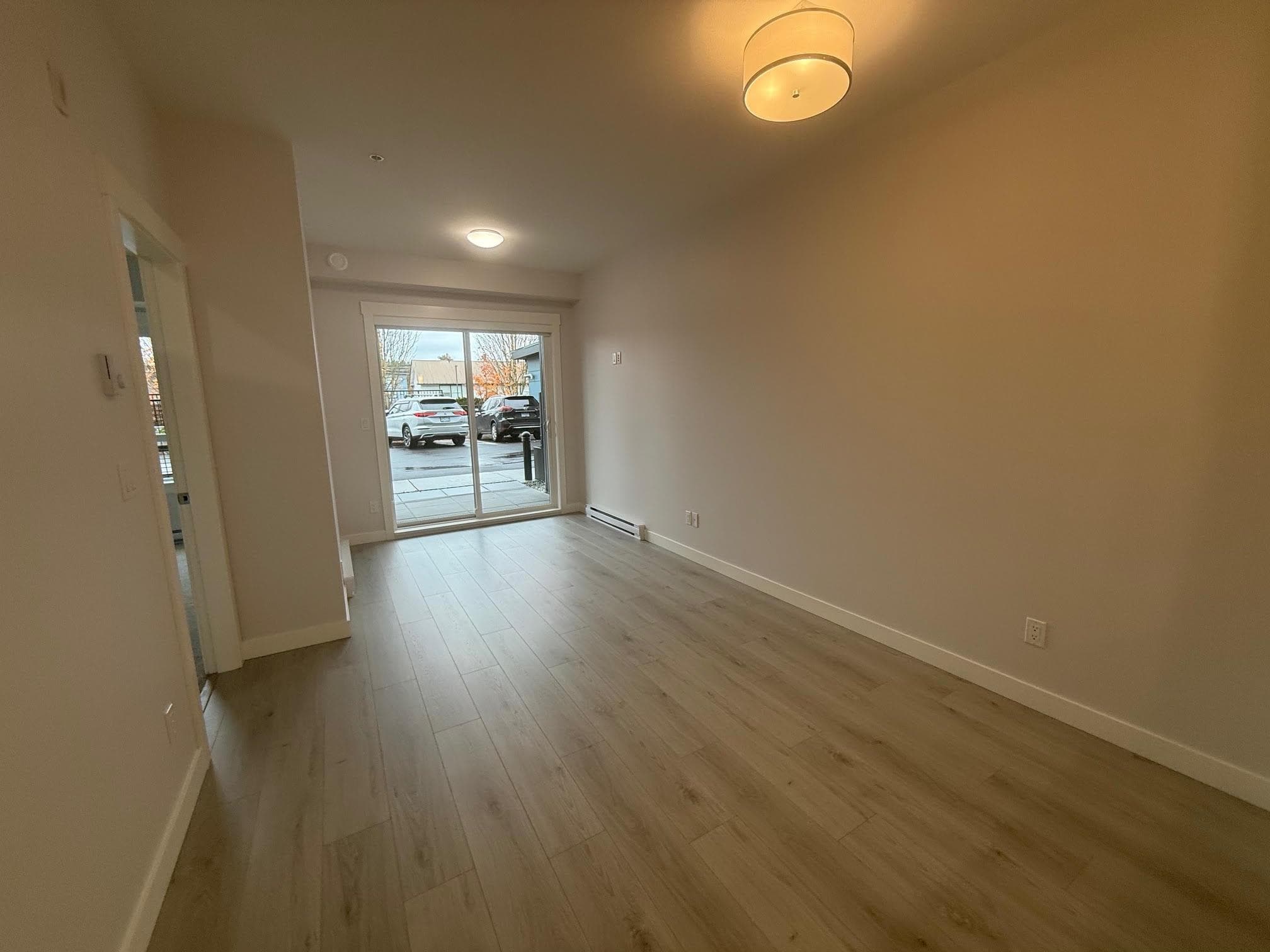 103 - 33886 Pine Street, Abbotsford, V2S 0N9 — photo 4