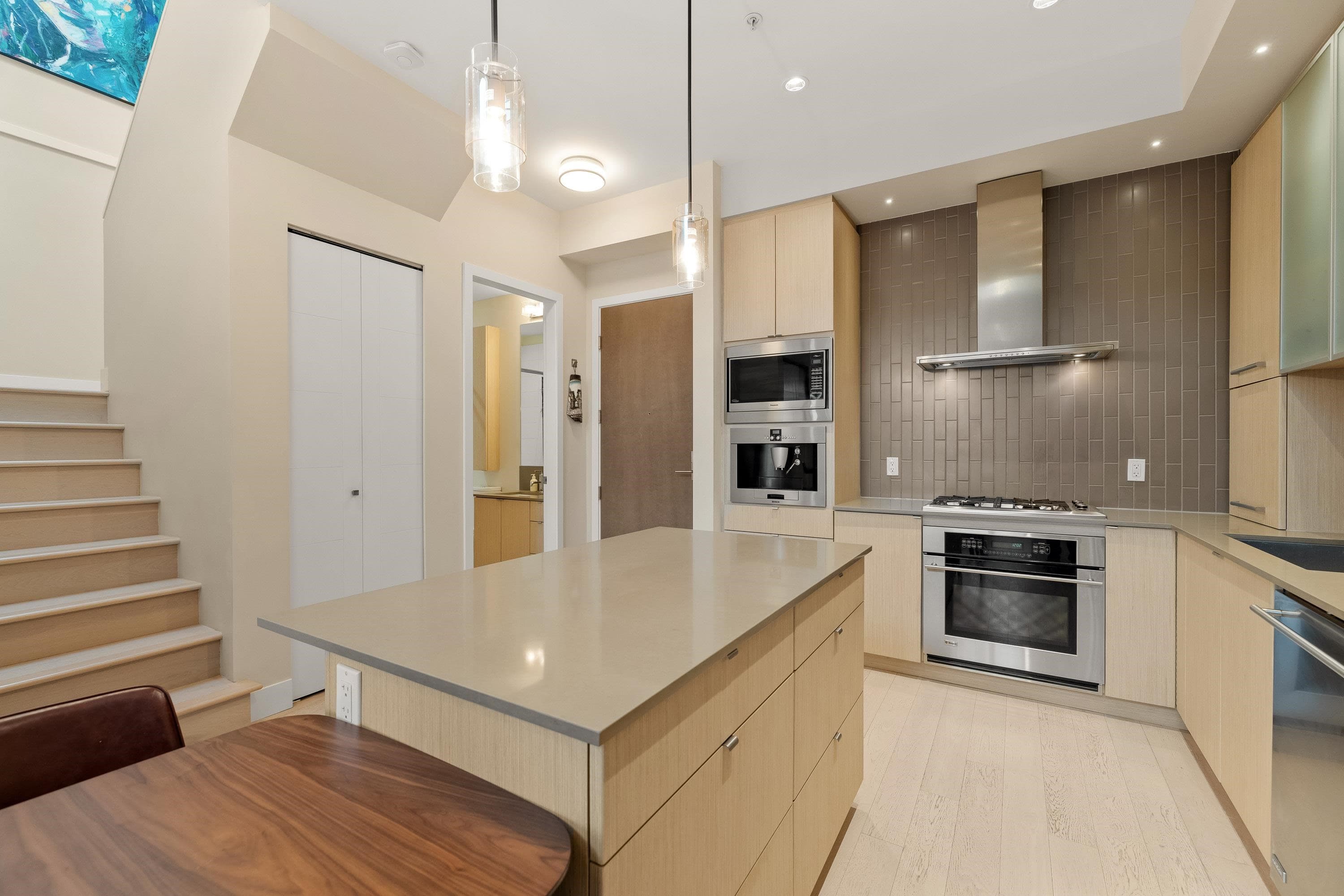 404 - 260 Salter Street, New Westminster, V3M 0J4 — photo 4
