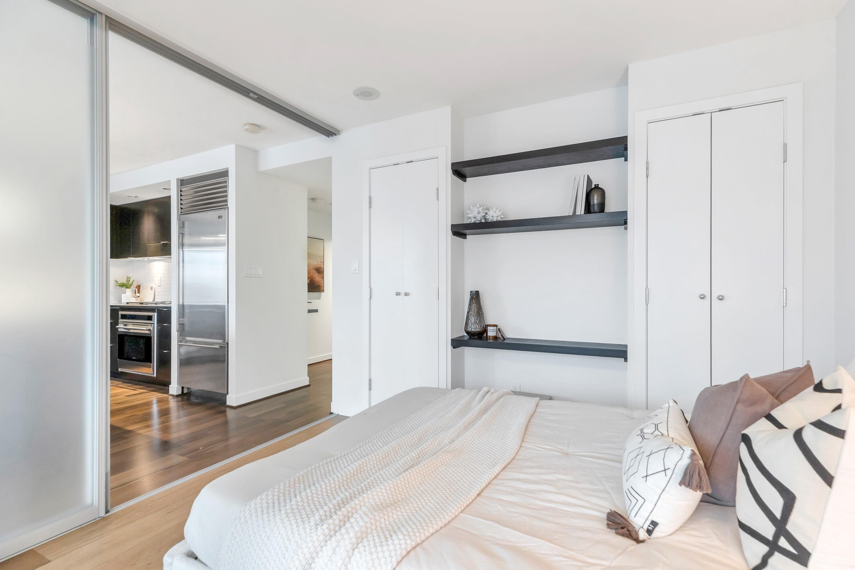 1003 - 1055 Homer Street, Vancouver, V6B 1G3 — photo 5