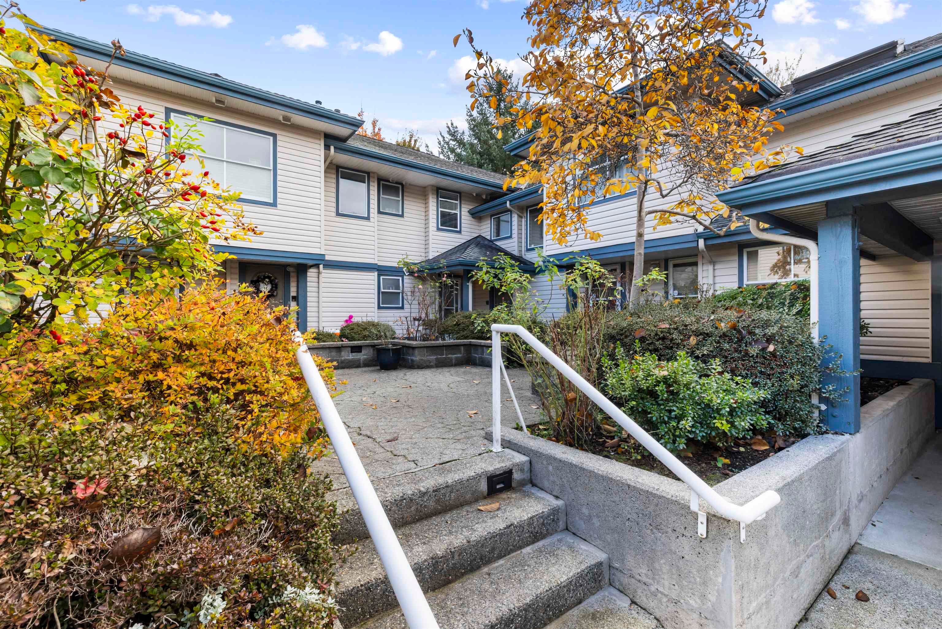 28 - 5666 208 Street, Langley, V3A 8G4 — photo 1