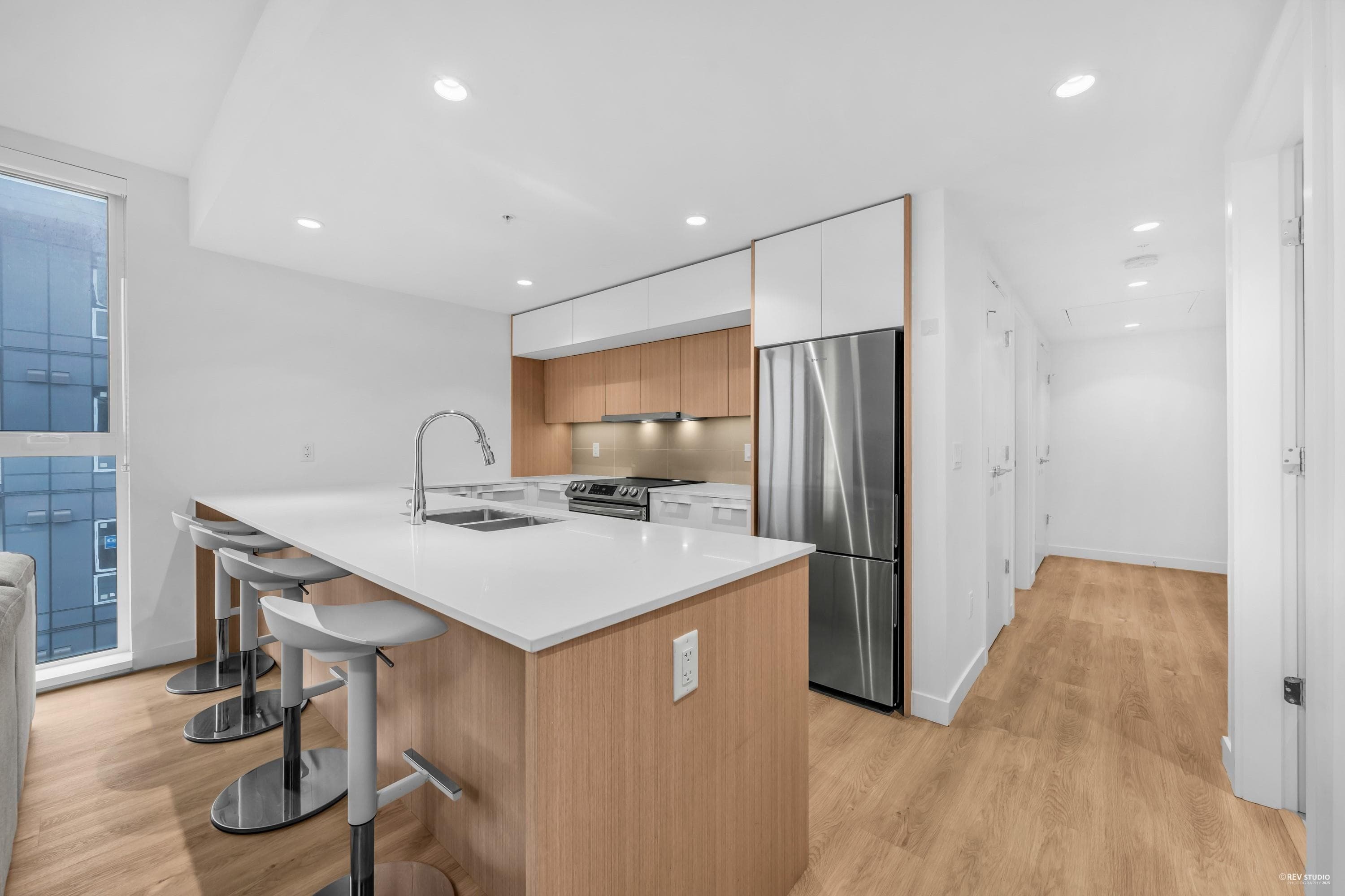 403 - 9888 University Crescent, Burnaby, V5A 0G4 — photo 5
