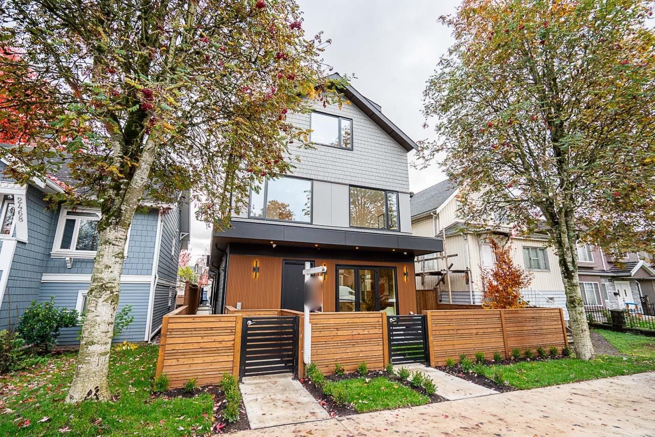 2 - 2460 Adanac Street, Vancouver, V5K 2M4 — photo 1