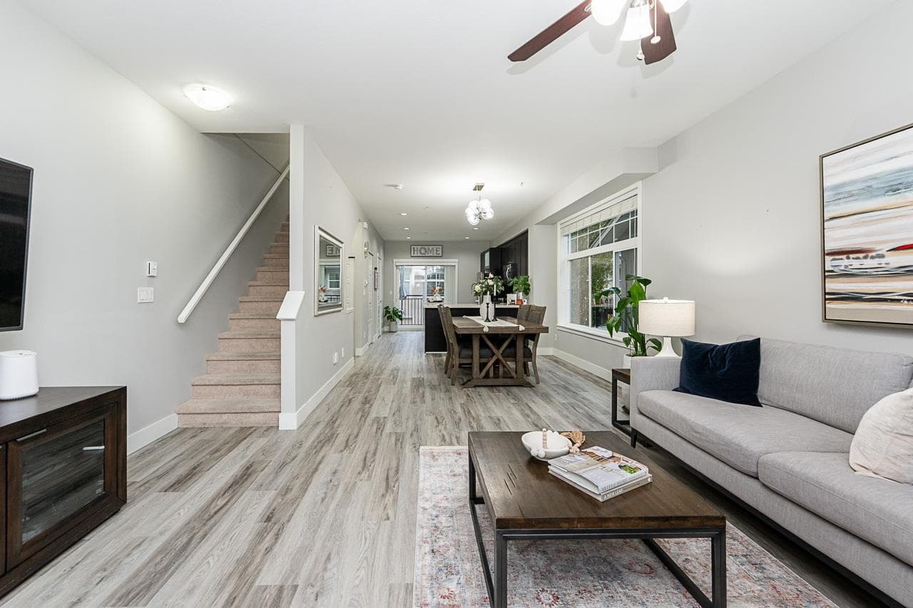 42 - 20966 77a Avenue, Langley, V2Y 0K9 — photo 2