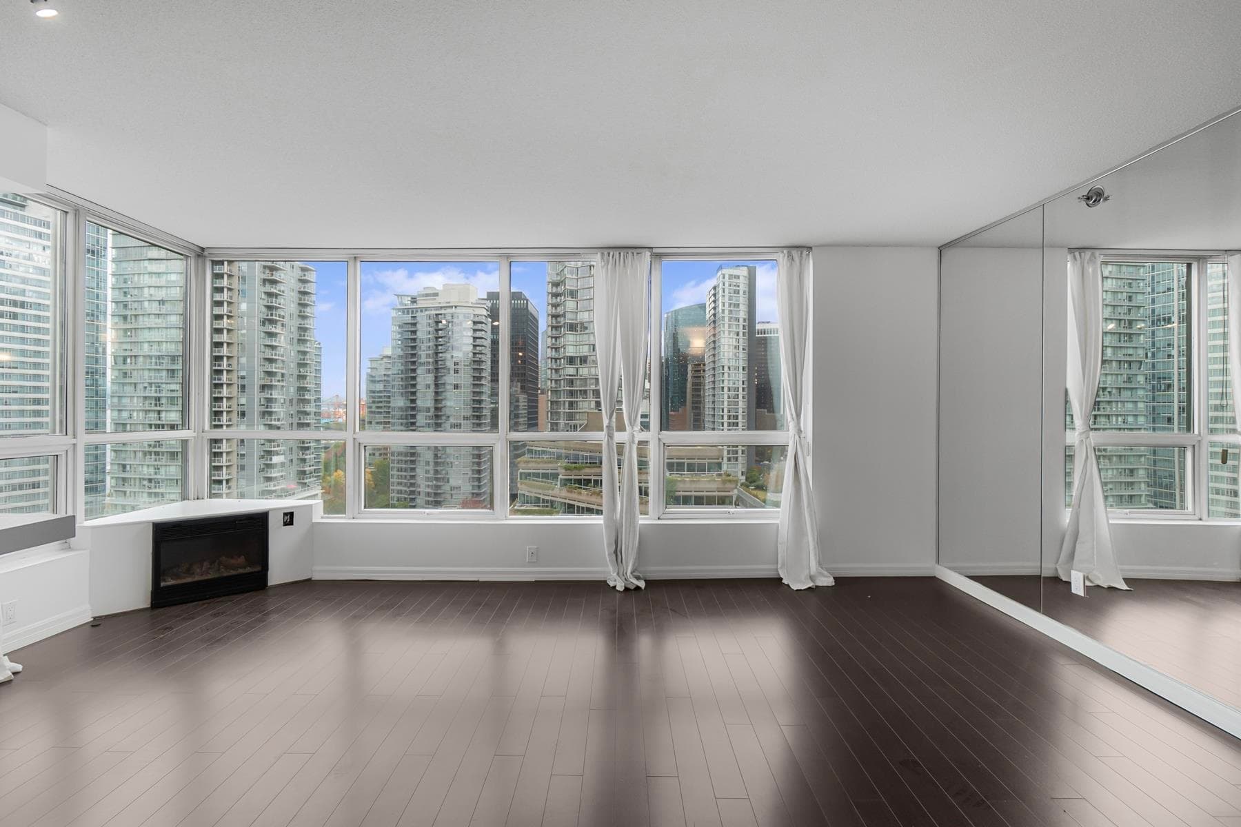 1704 - 555 Jervis Street, Vancouver, V6E 4N1 — photo 4