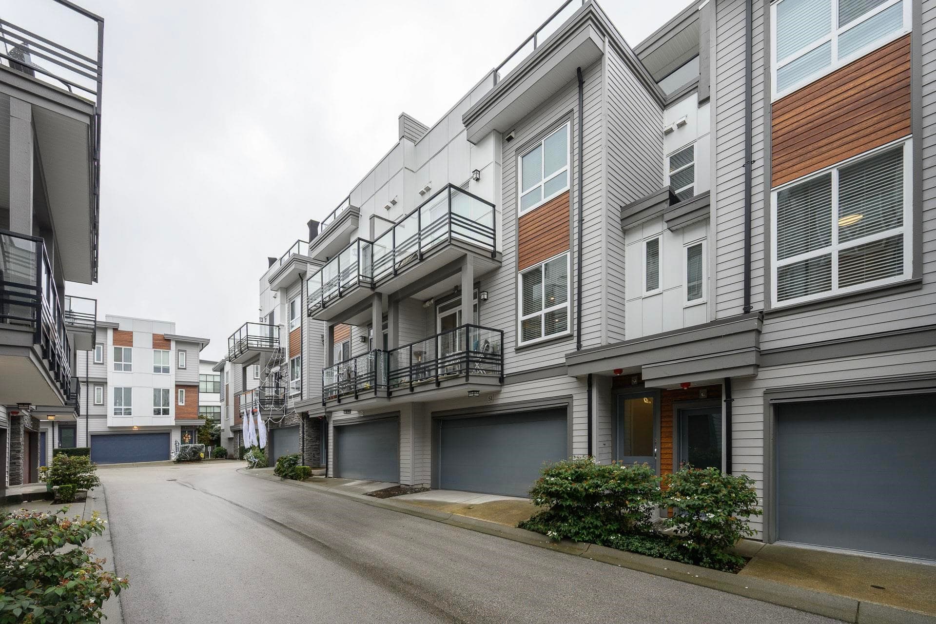 51 - 7947 209 Street, Langley