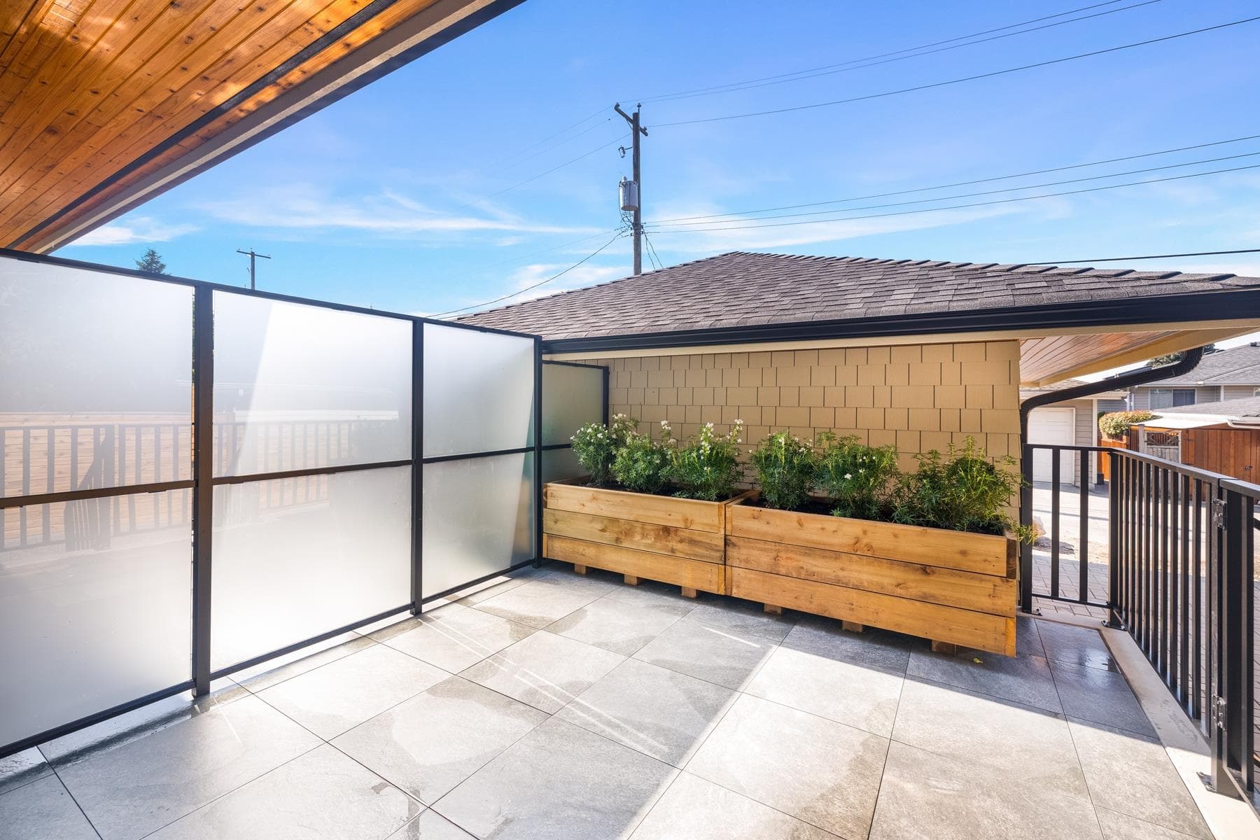 261 W 6th Street, North Vancouver, V7M 1K7 — photo 5