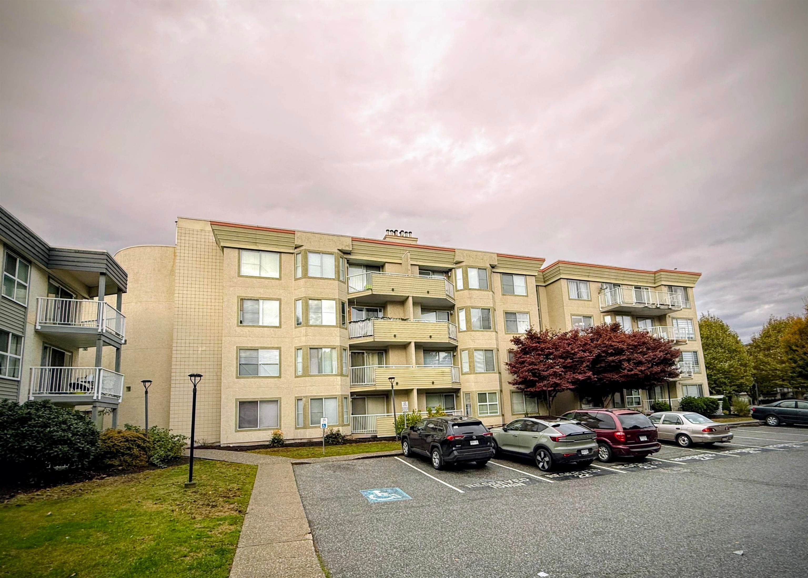 433 - 32830 George Ferguson Way, Abbotsford, V2S 7K1 — photo 2