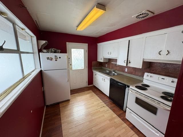 4204 Venables Street, Burnaby, V5C 2Z9 — photo 4