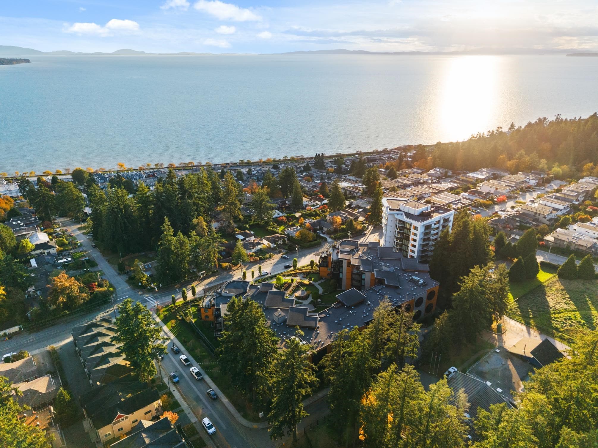 413 - 14855 Thrift Avenue, White Rock, V4B 2J6 — photo 5