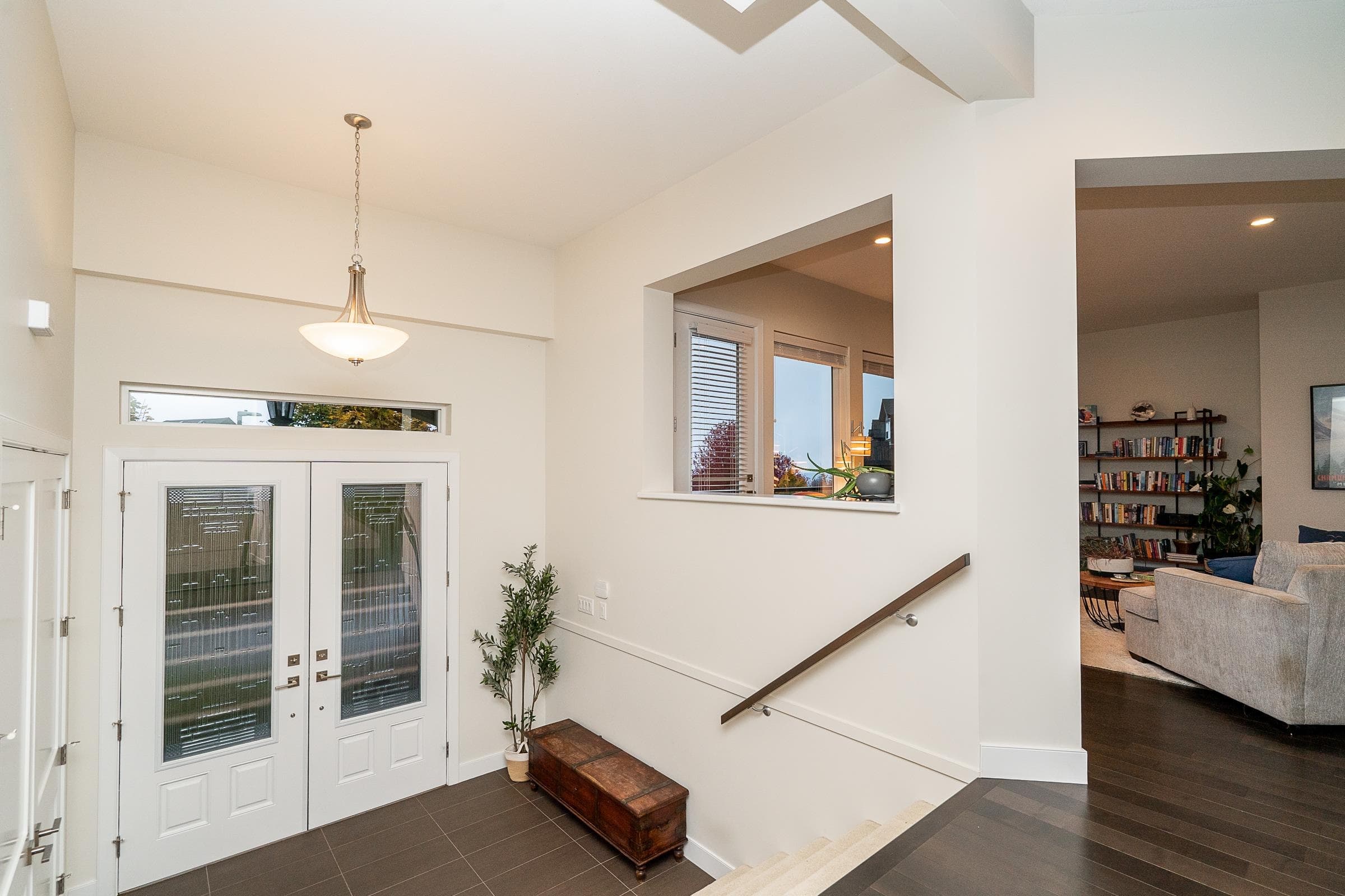 1468 Strawline Hill Street, Coquitlam, V3E 0L7 — photo 4