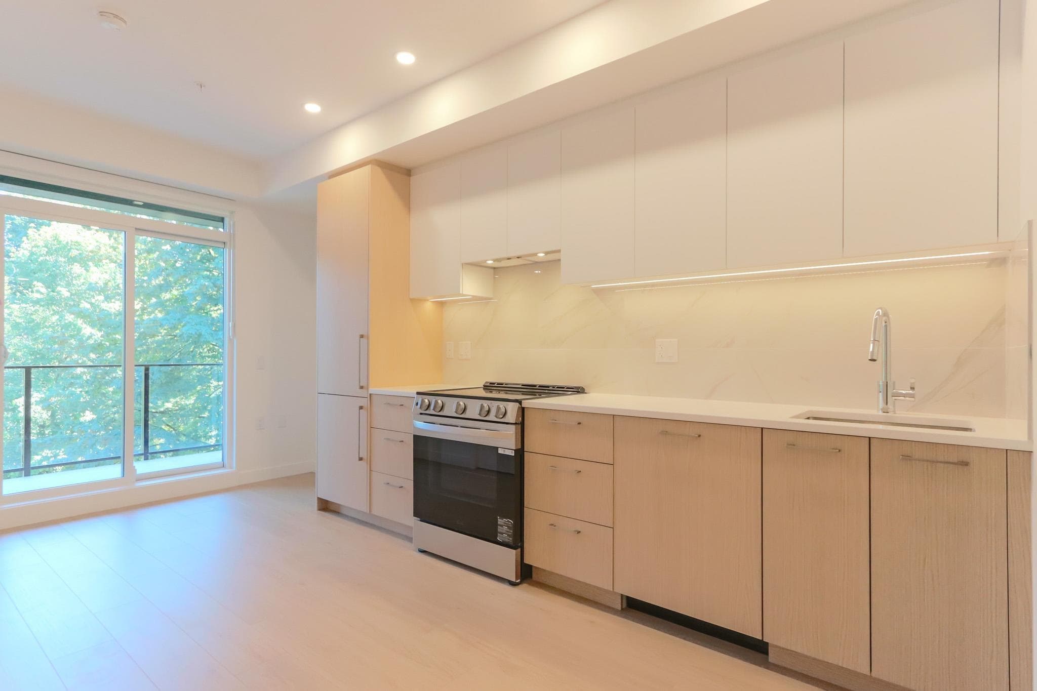 , Port Moody — photo 1