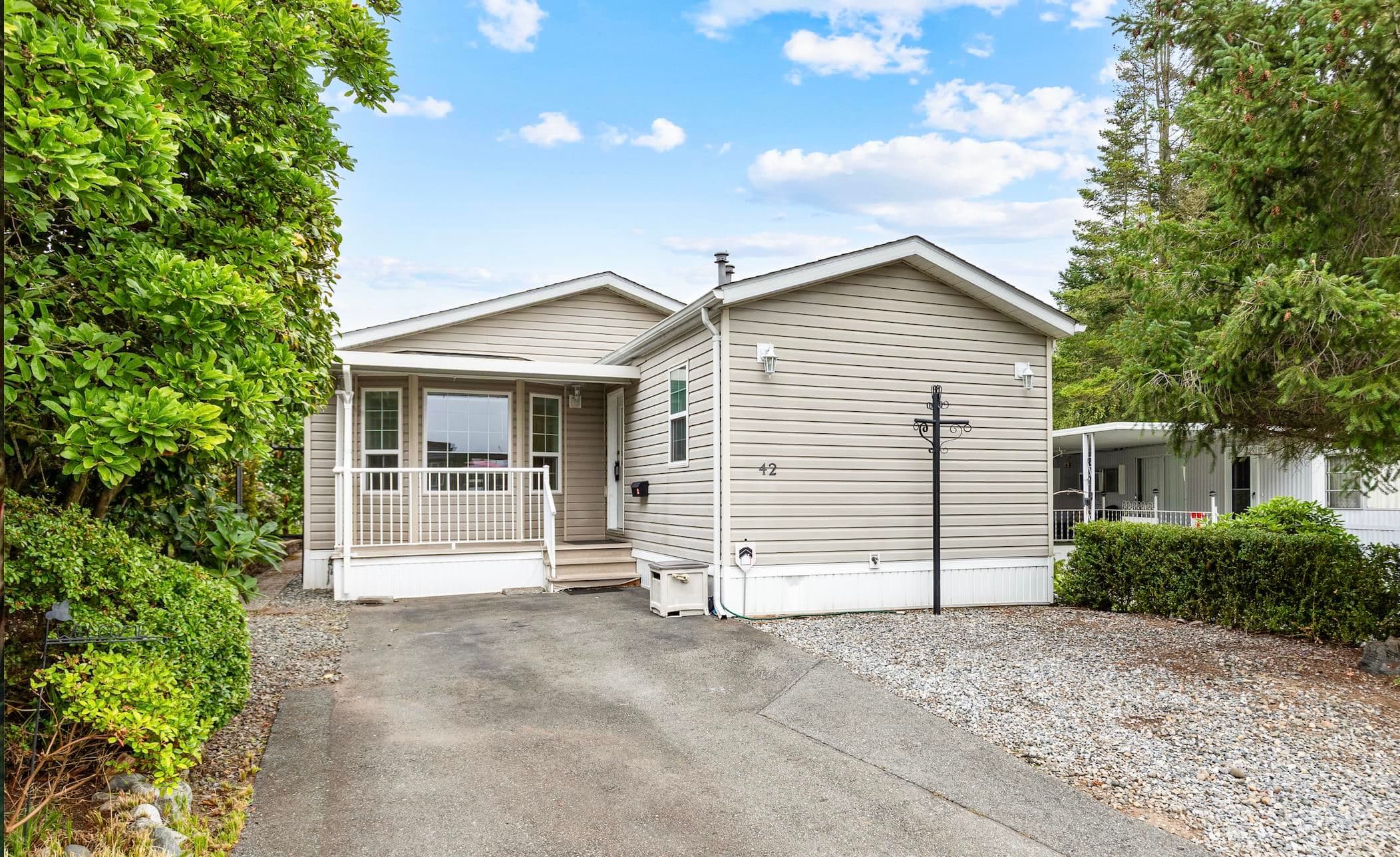 42 - 1840 160 Street, Surrey, V4A 4X4 — photo 2