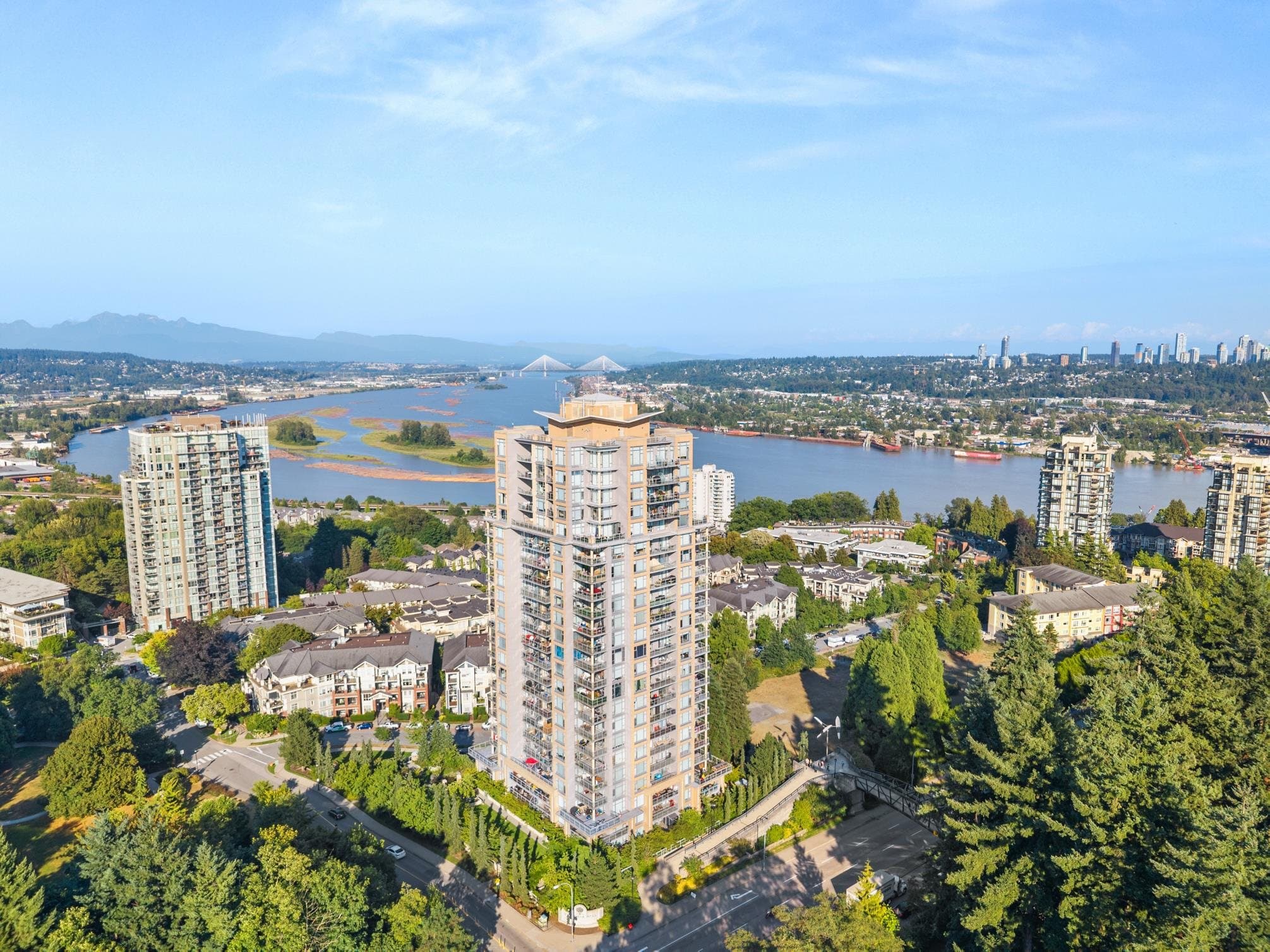 2103 - 280 Ross Drive, New Westminster