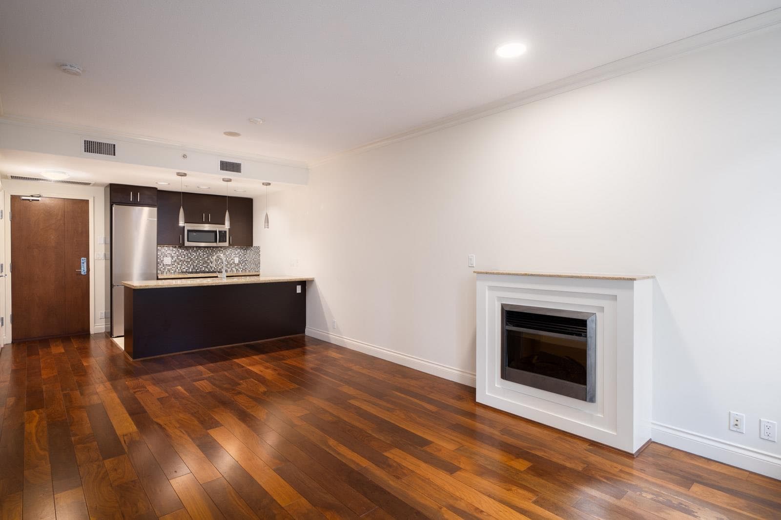 205 - 172 Victory Ship Way, North Vancouver, V7L 0B5 — photo 3